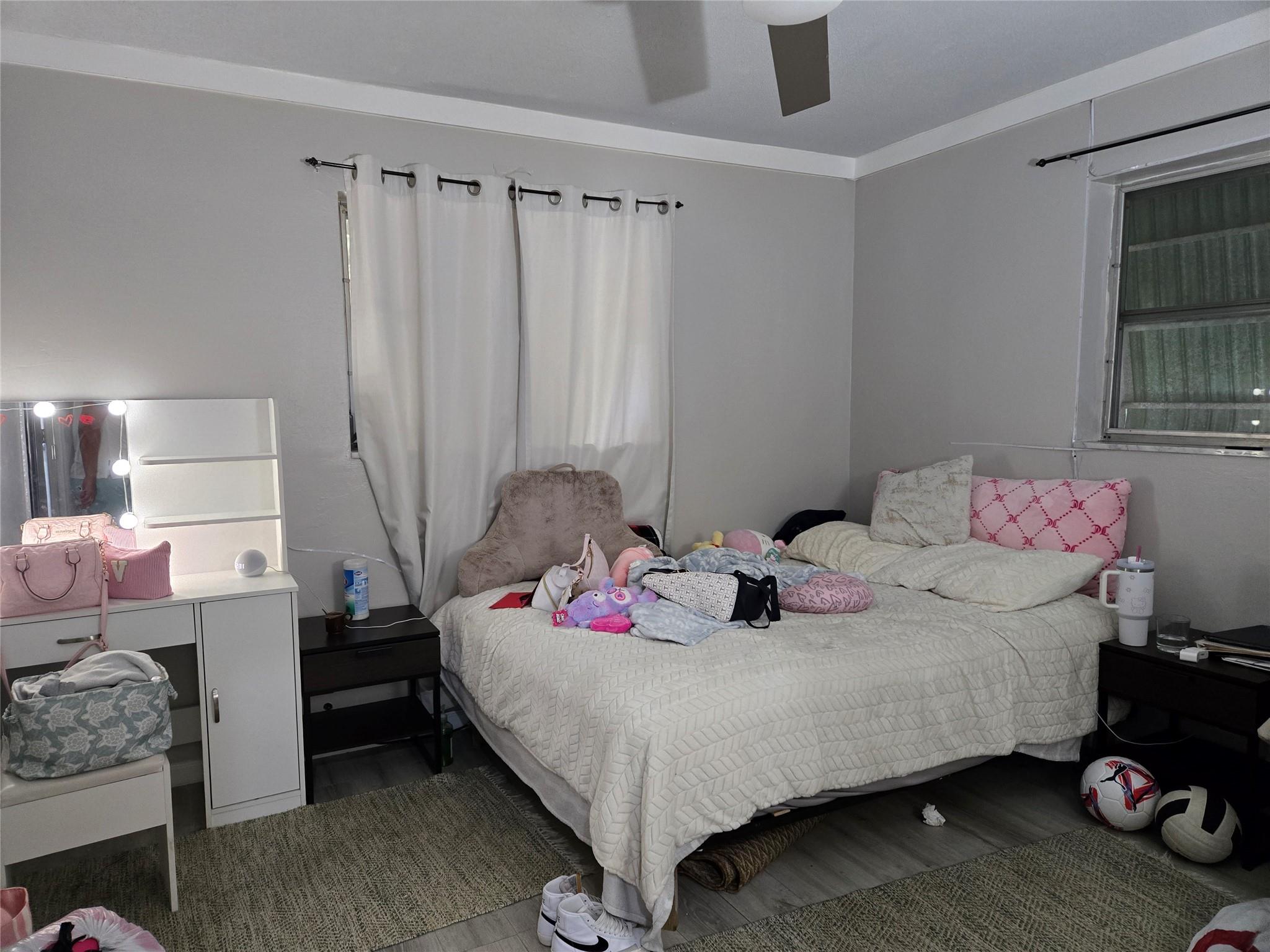 Shorewood 45-36 B - Residential Income