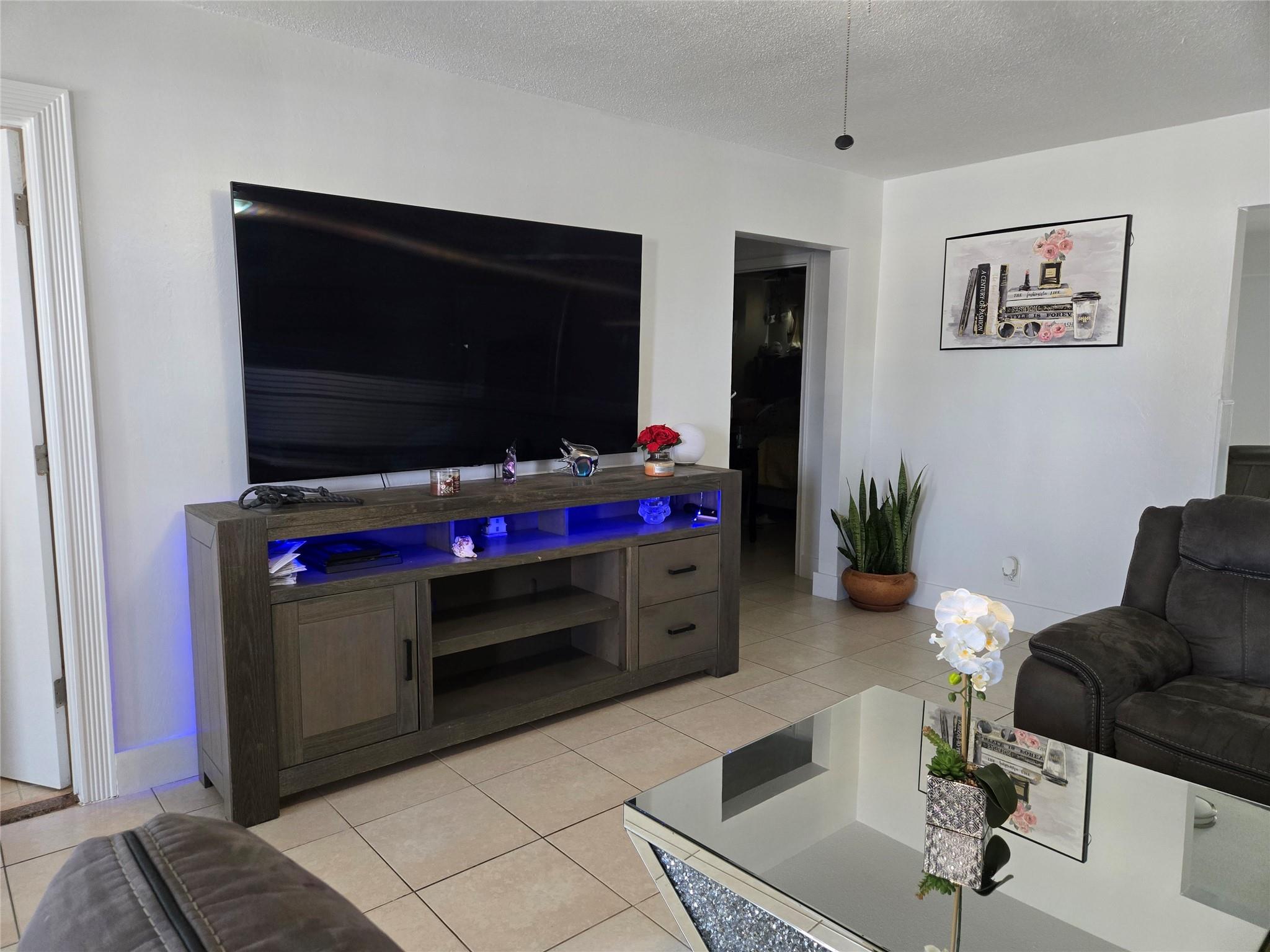 Shorewood 45-36 B - Residential Income