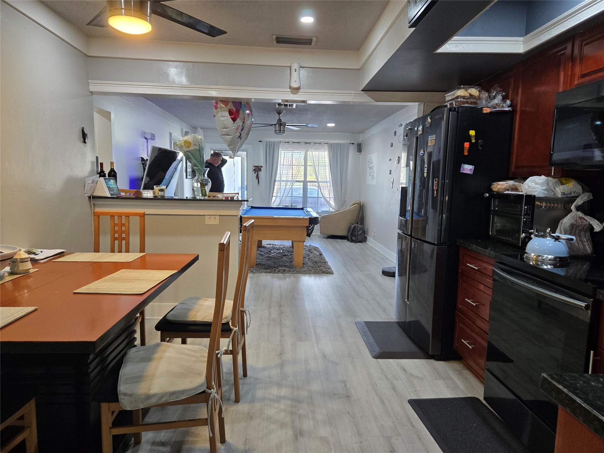 Shorewood 45-36 B - Residential Income