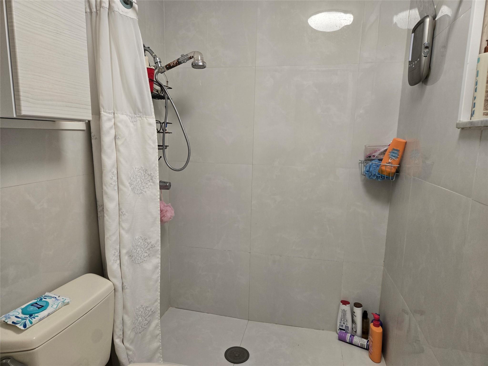 Shorewood 45-36 B - Residential Income