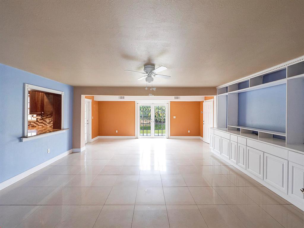 MADDEN LAKE - Residential