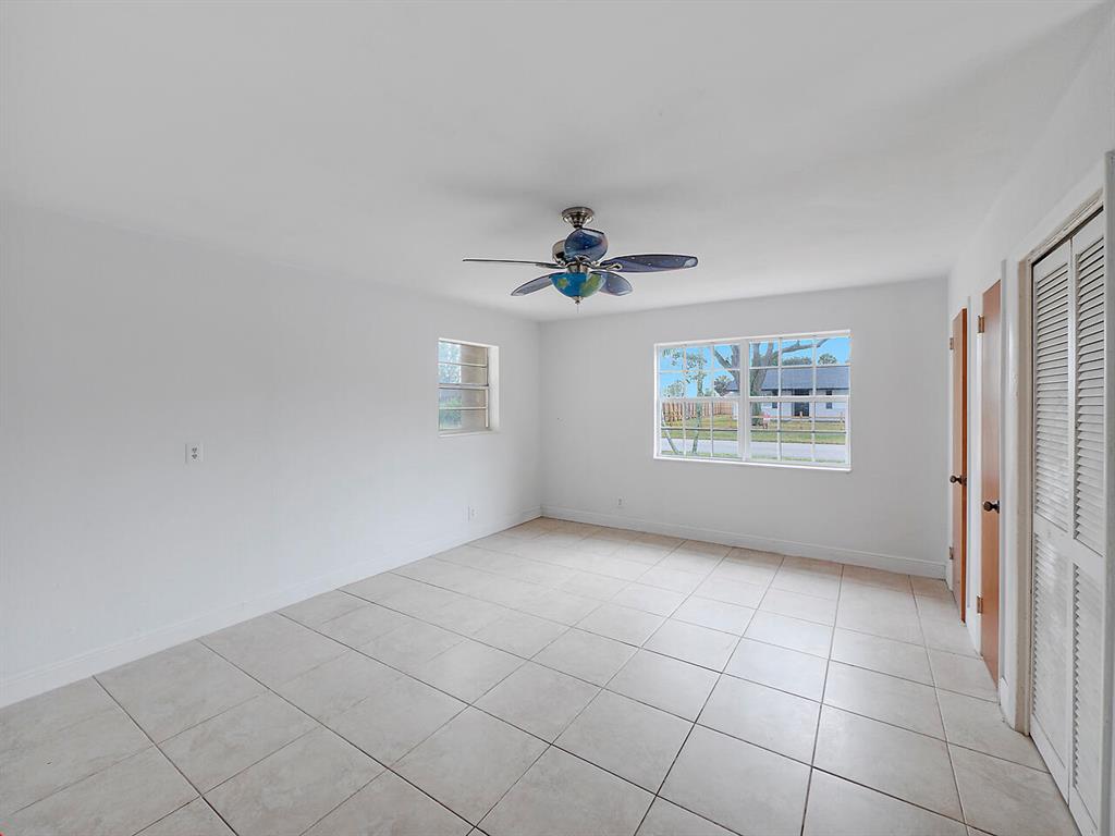 MADDEN LAKE - Residential