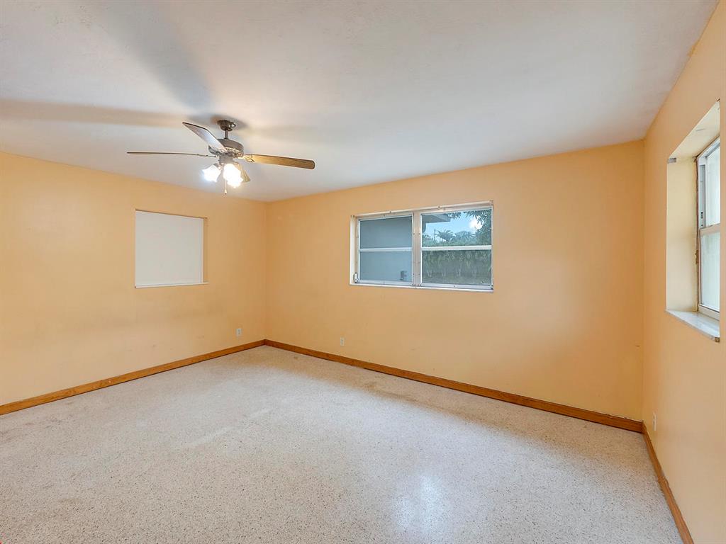 MADDEN LAKE - Residential