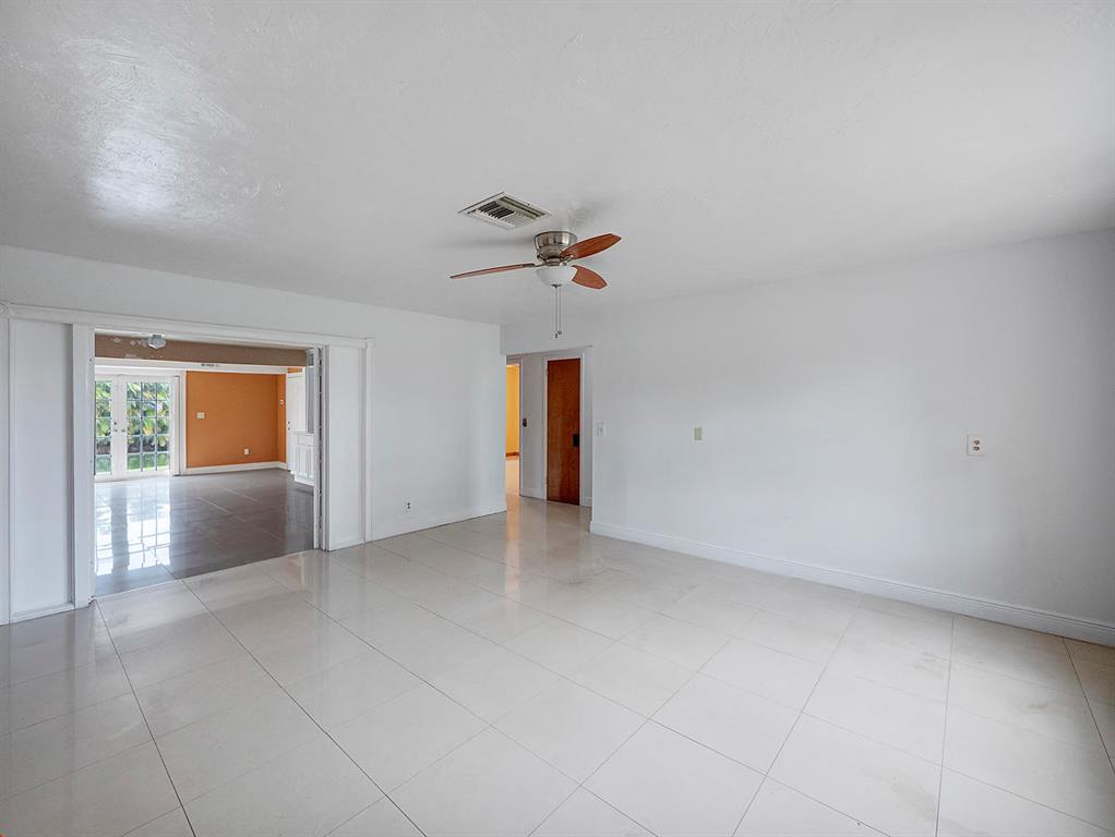 MADDEN LAKE - Residential