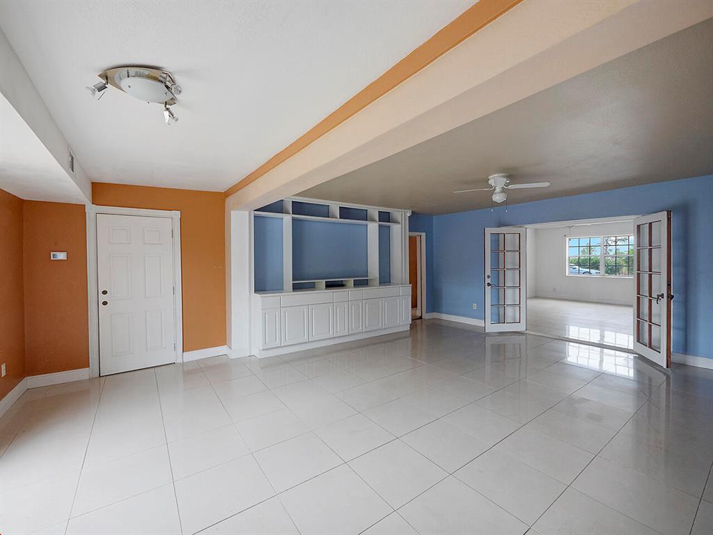 MADDEN LAKE - Residential