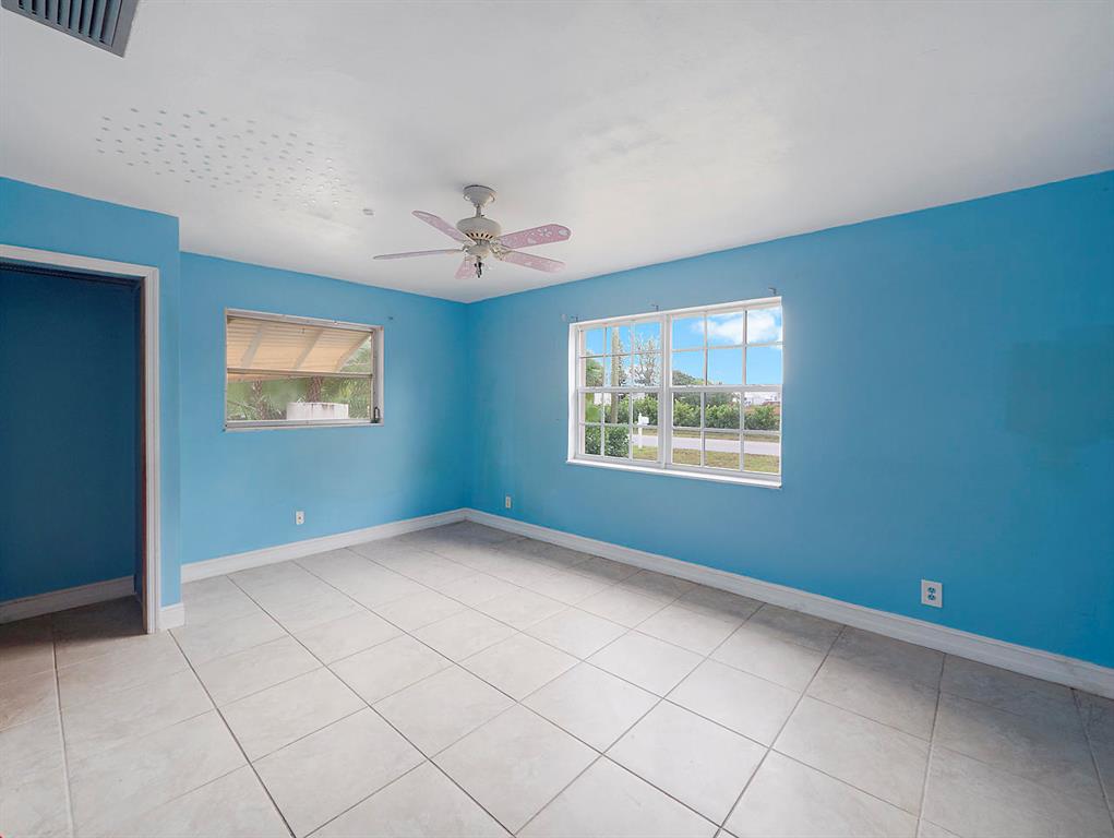 MADDEN LAKE - Residential