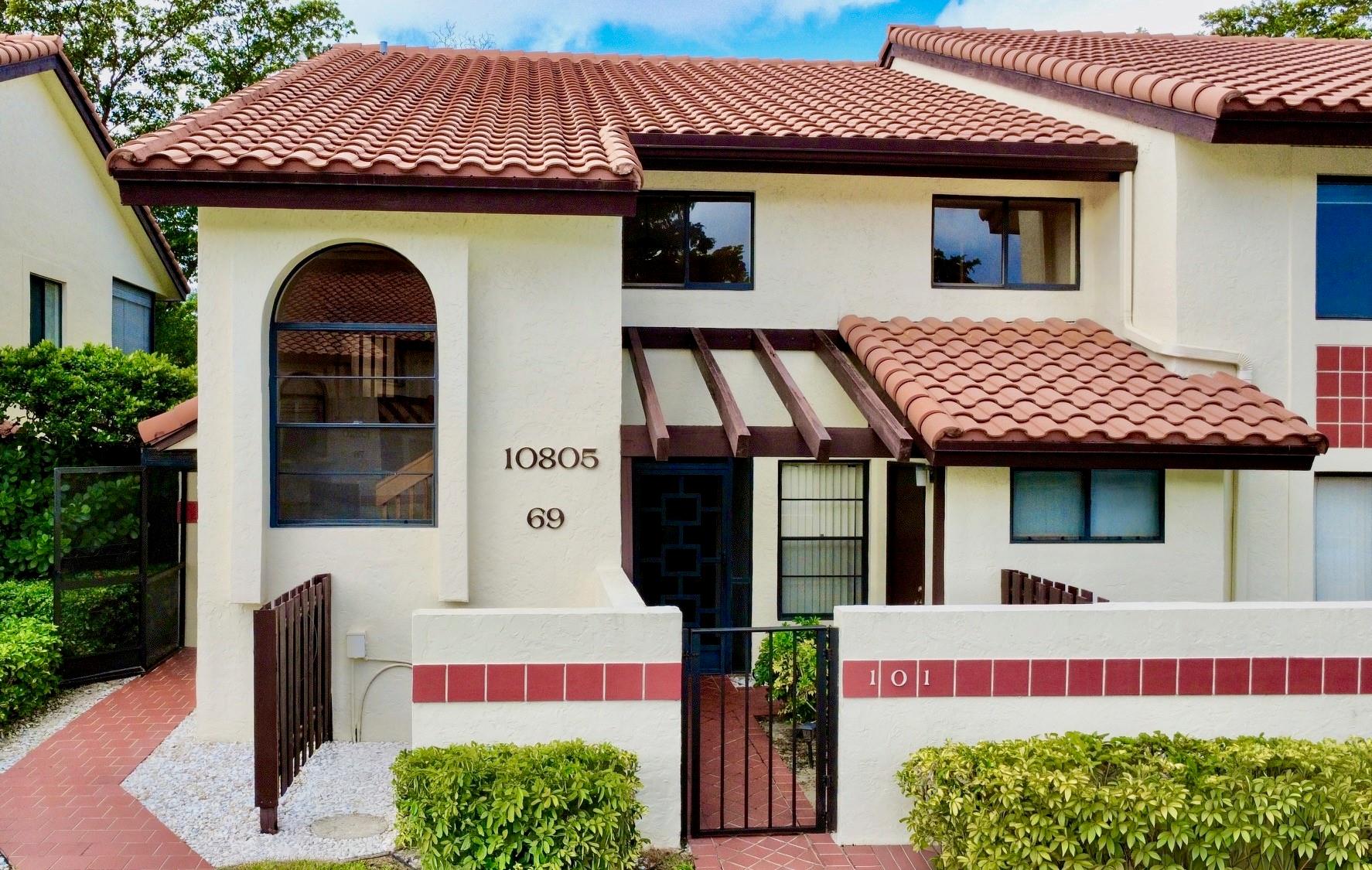 10805 Bahama Palm Way 201