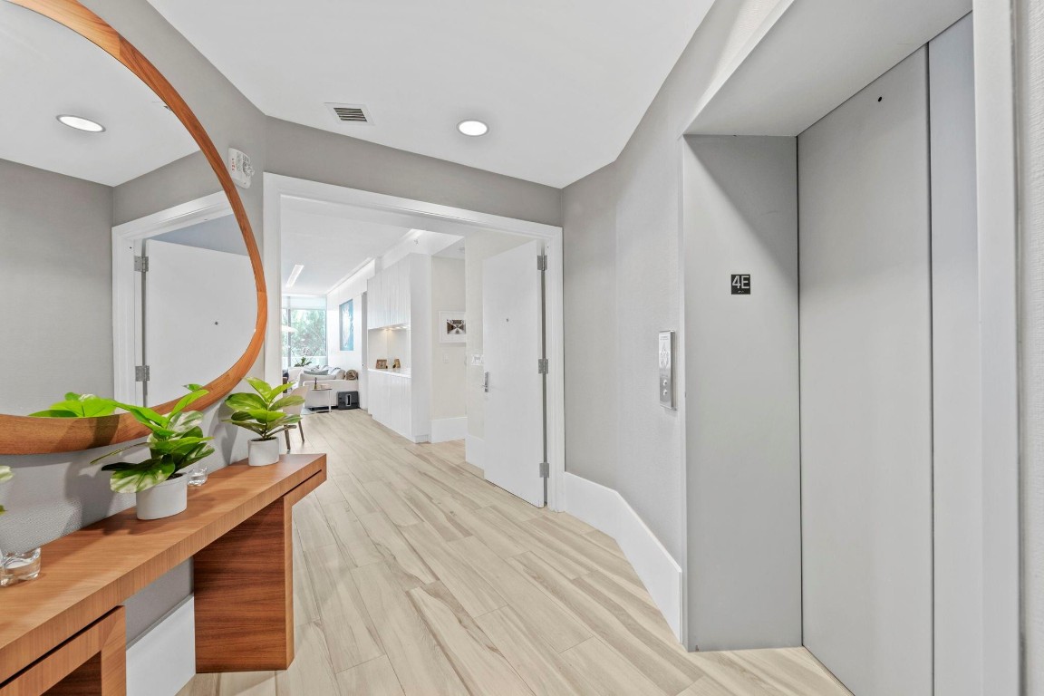 701 N Fort Lauderdale Beach Boulevard 403