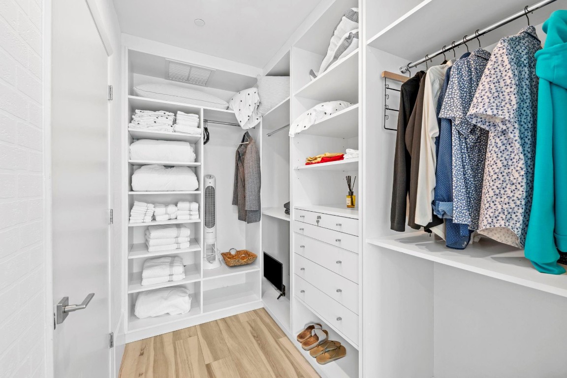 PARAMOUNT FT LAUDERDALE - Residential