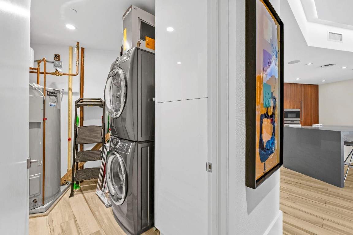 PARAMOUNT FT LAUDERDALE - Residential