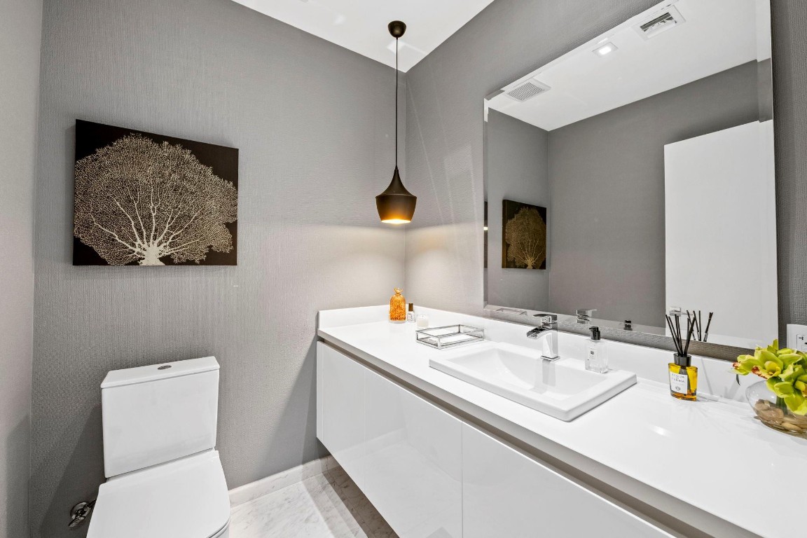 PARAMOUNT FT LAUDERDALE - Residential