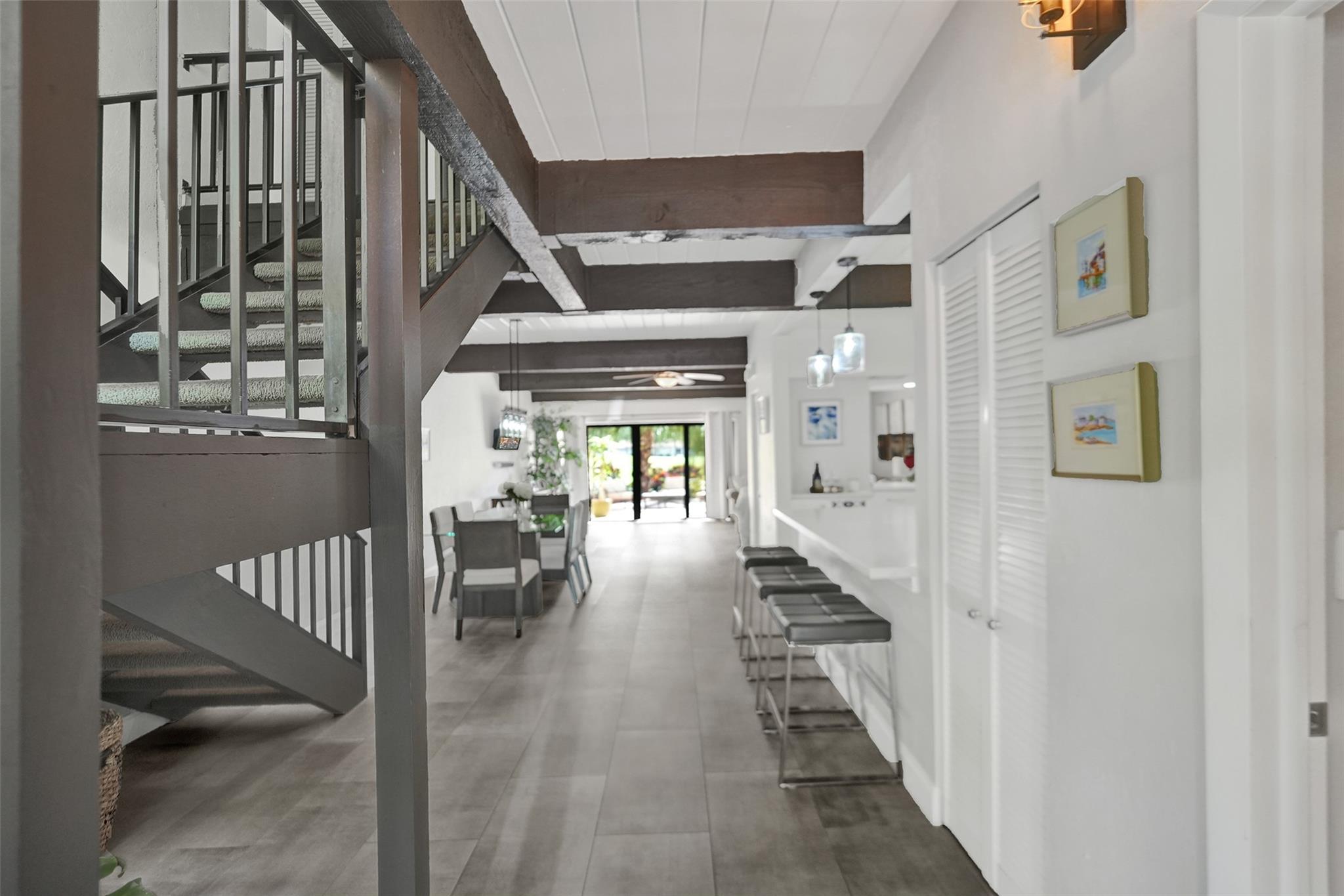 700 E COCO PLUM CR #8 8
