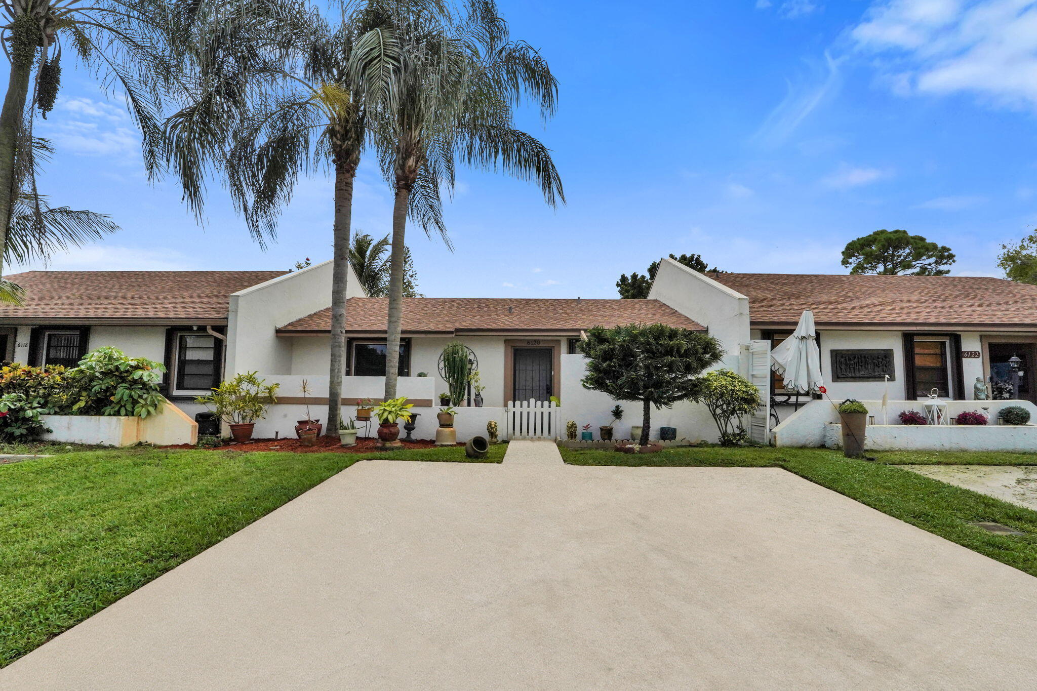 6120 FAIRFIELD Circle