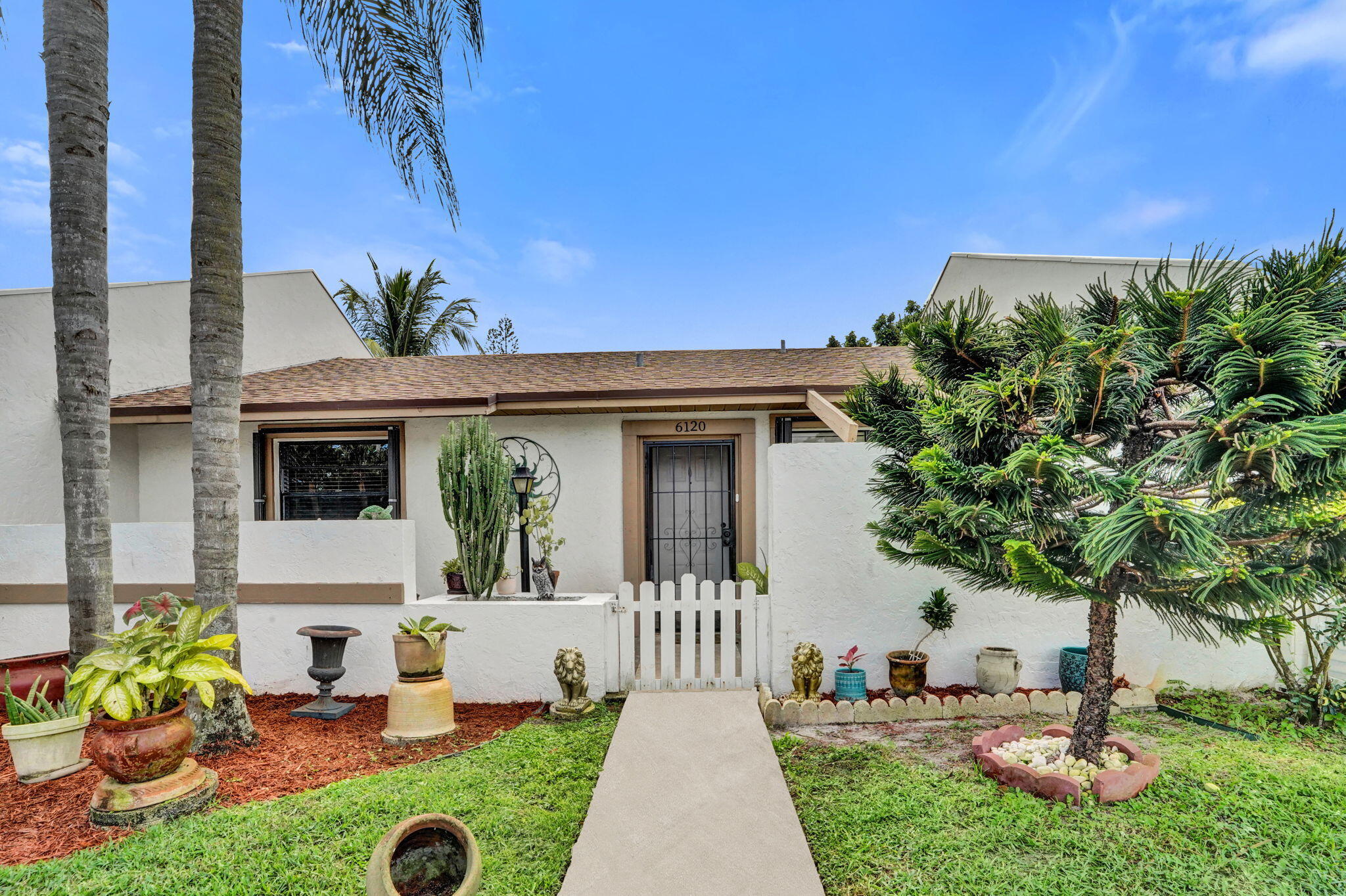 6120 FAIRFIELD Circle