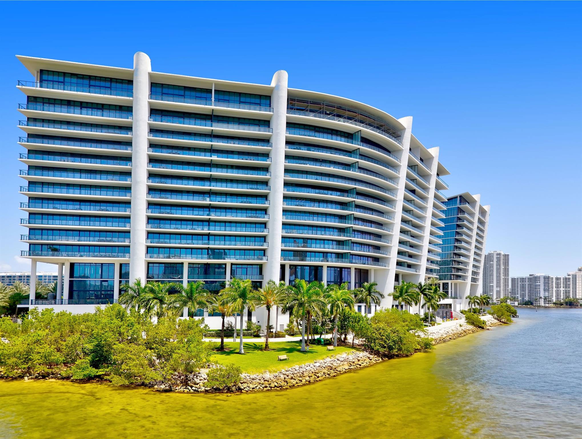 PRIVE ISLAND - Residential