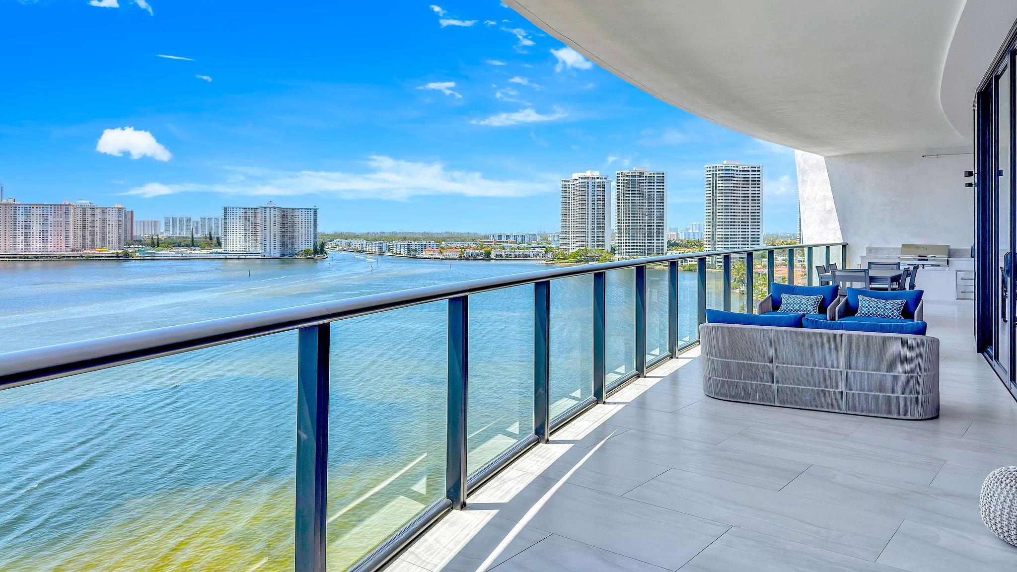 PRIVE ISLAND - Residential