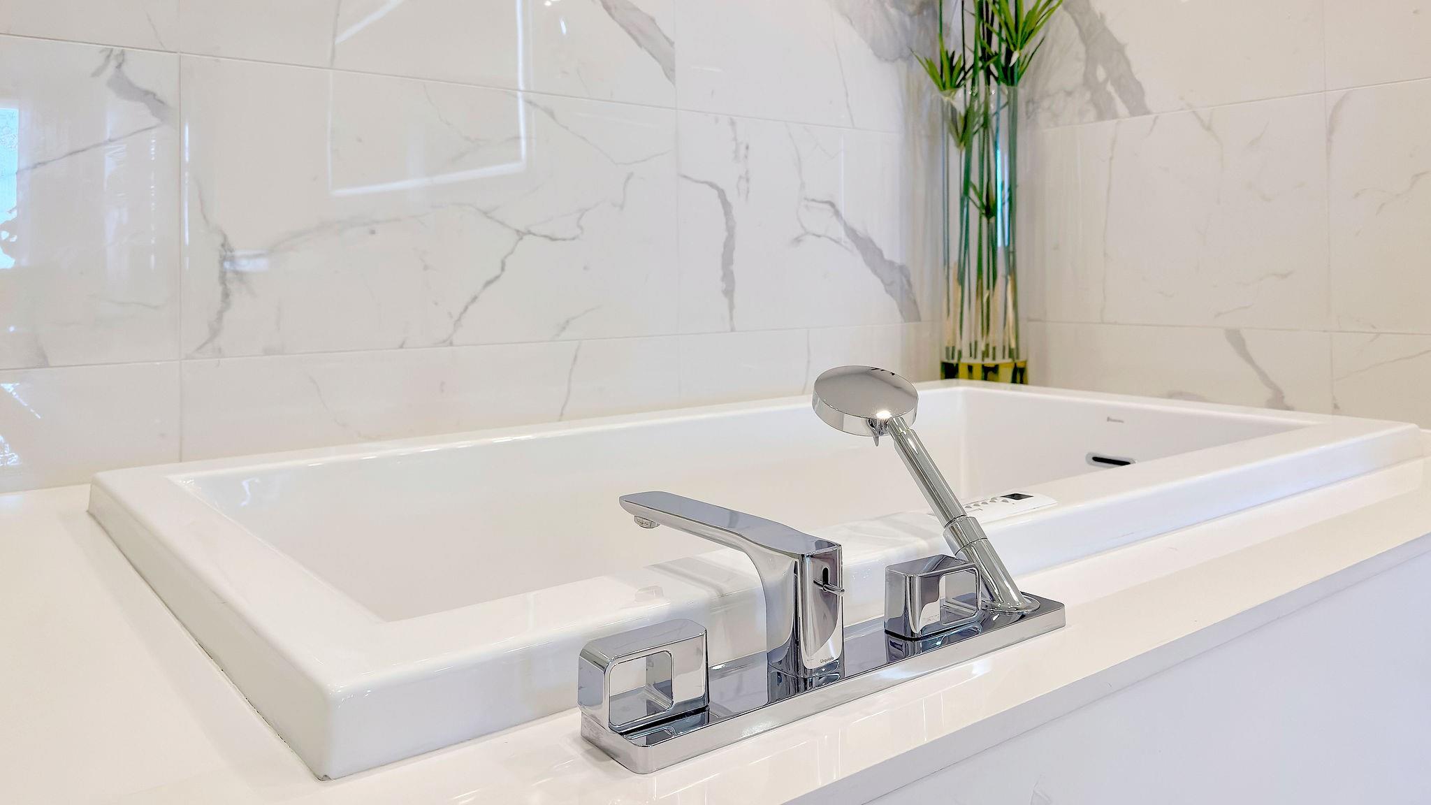 PRIVE ISLAND - Residential