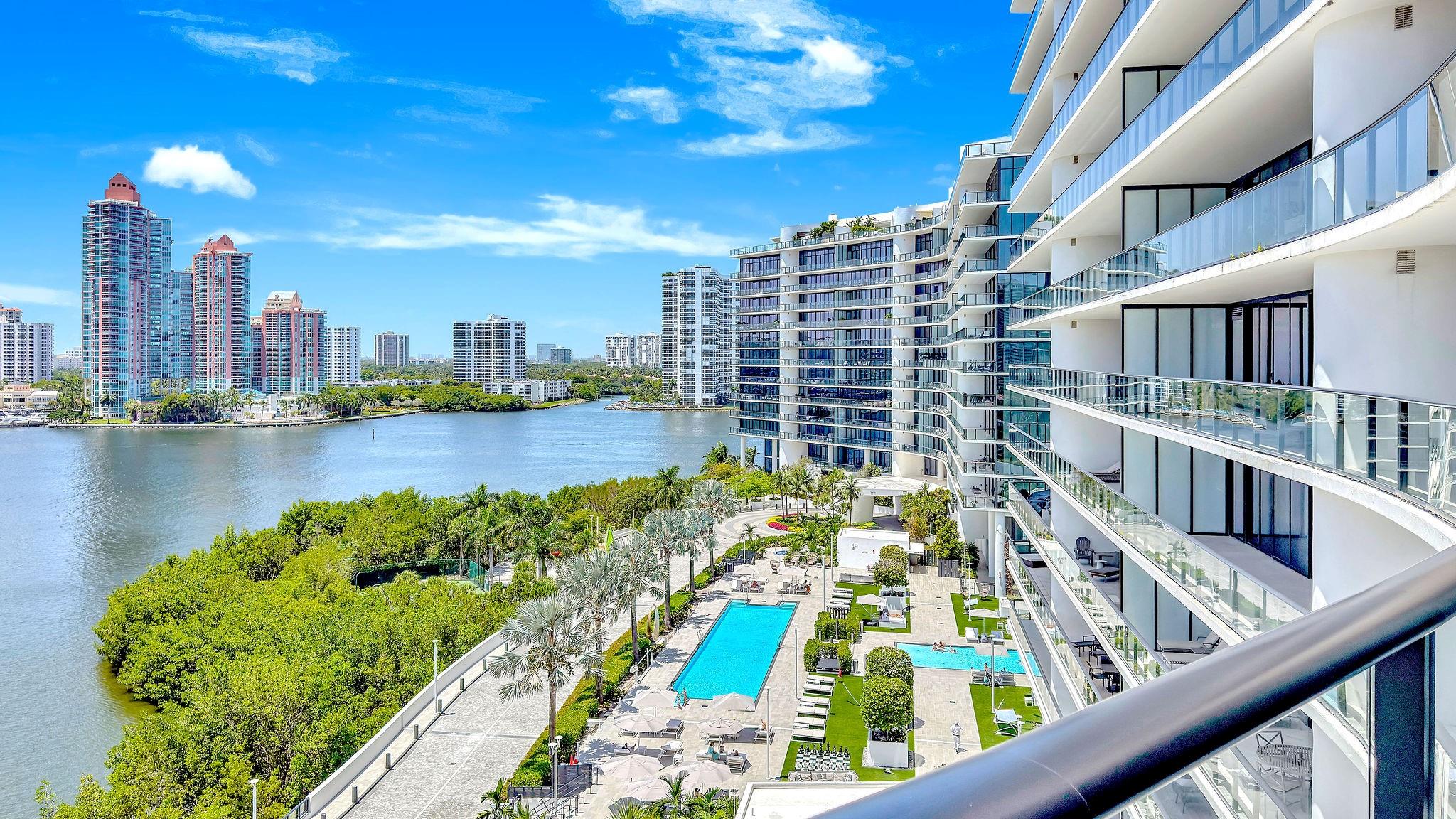 PRIVE ISLAND - Residential