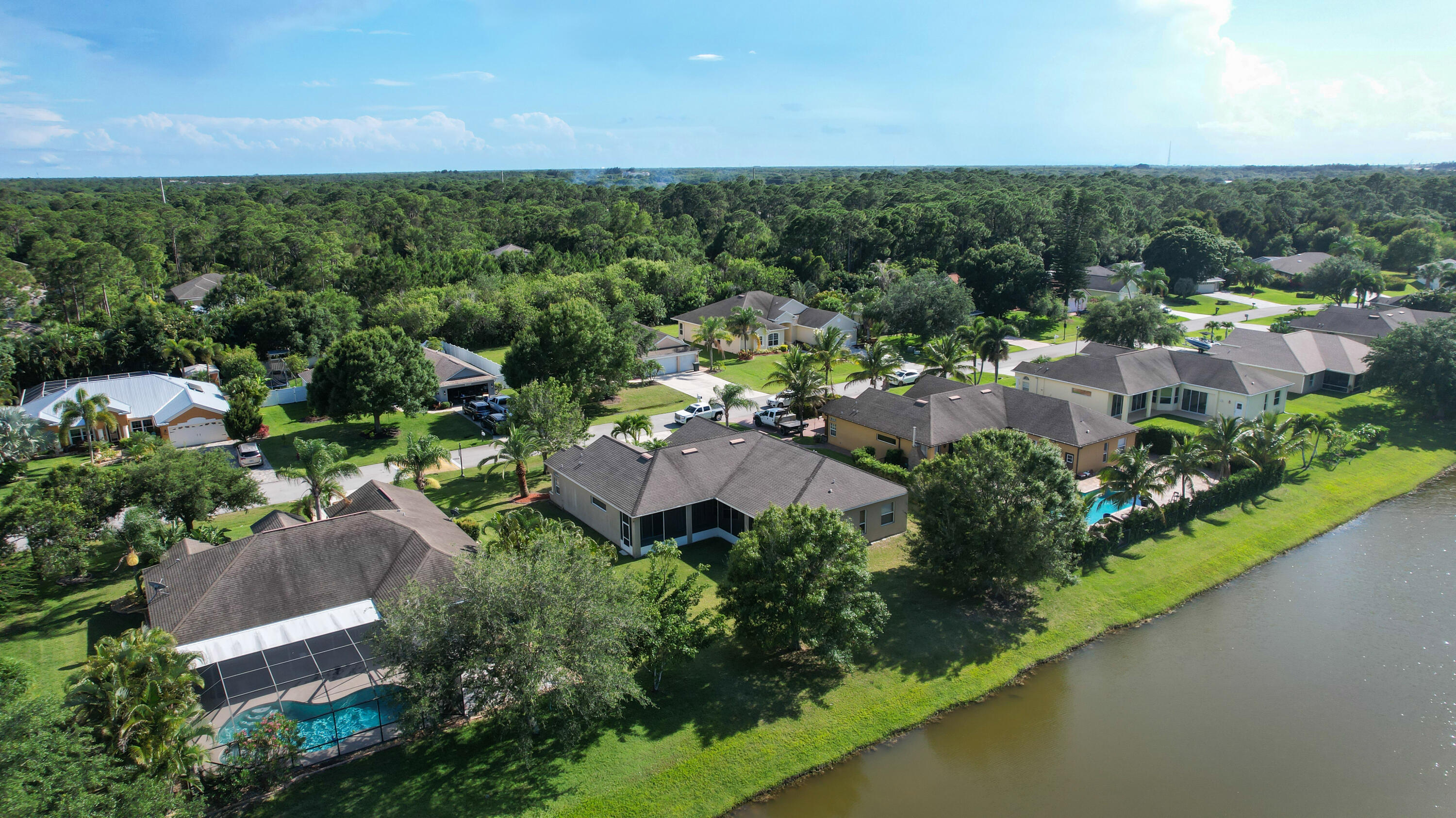 Palm Lake Gardens - Residential