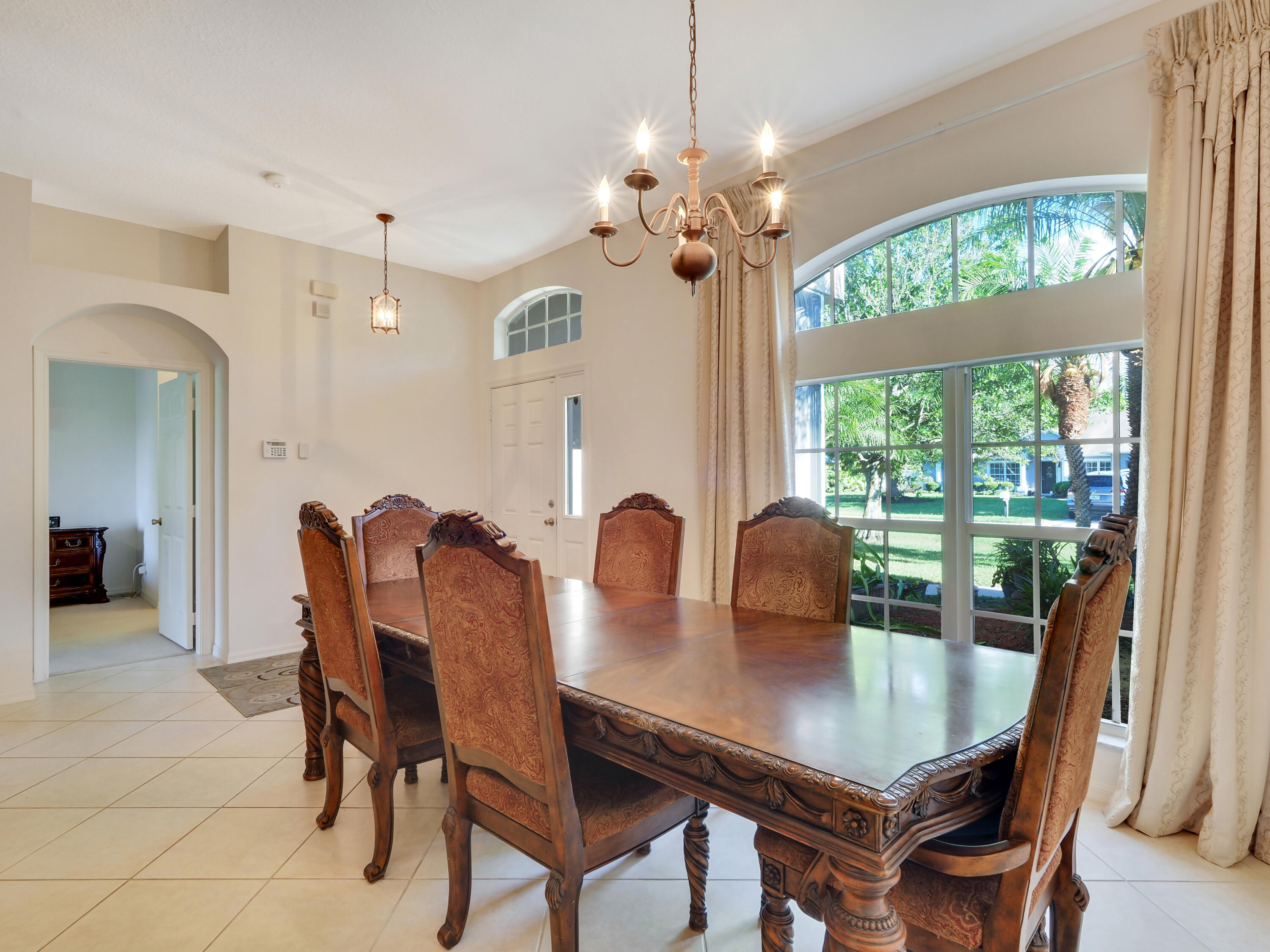 Palm Lake Gardens - Residential