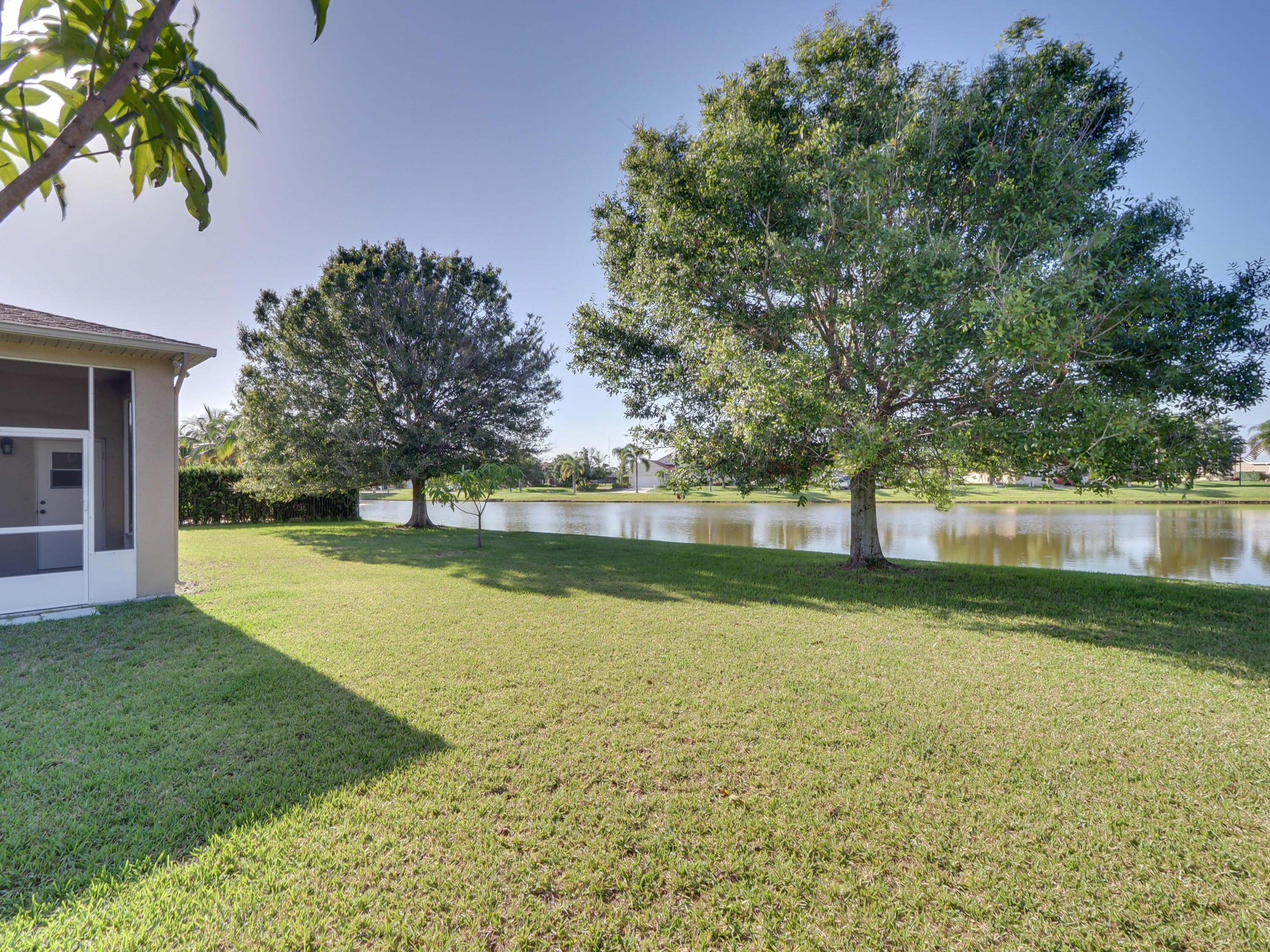 Palm Lake Gardens - Residential