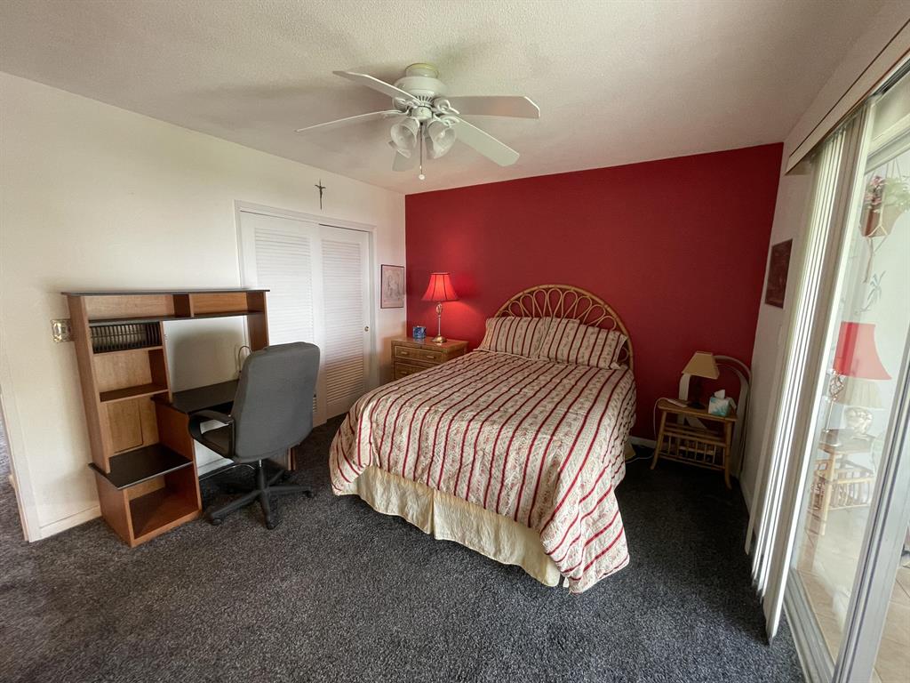 LIGHTHOUSE POINT GARDENS - Residential