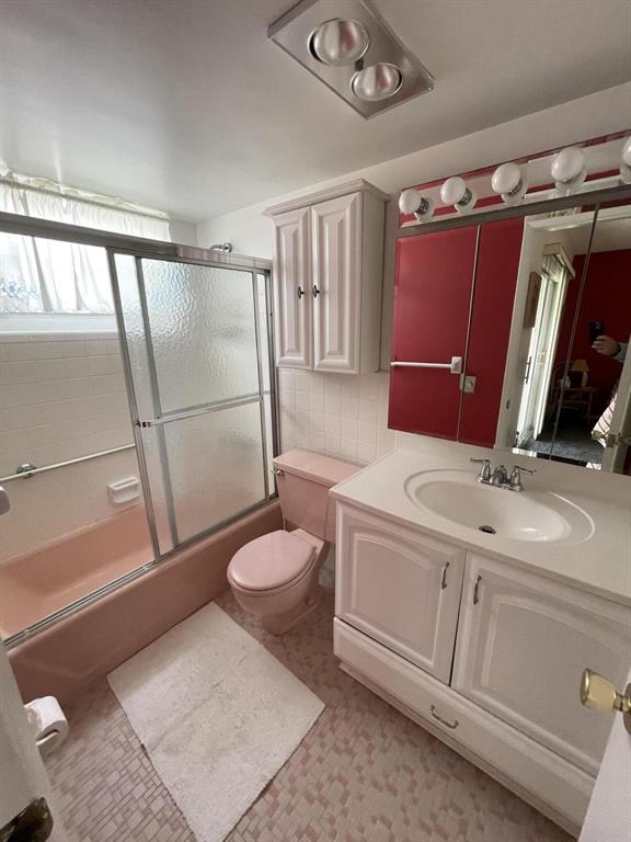 LIGHTHOUSE POINT GARDENS - Residential