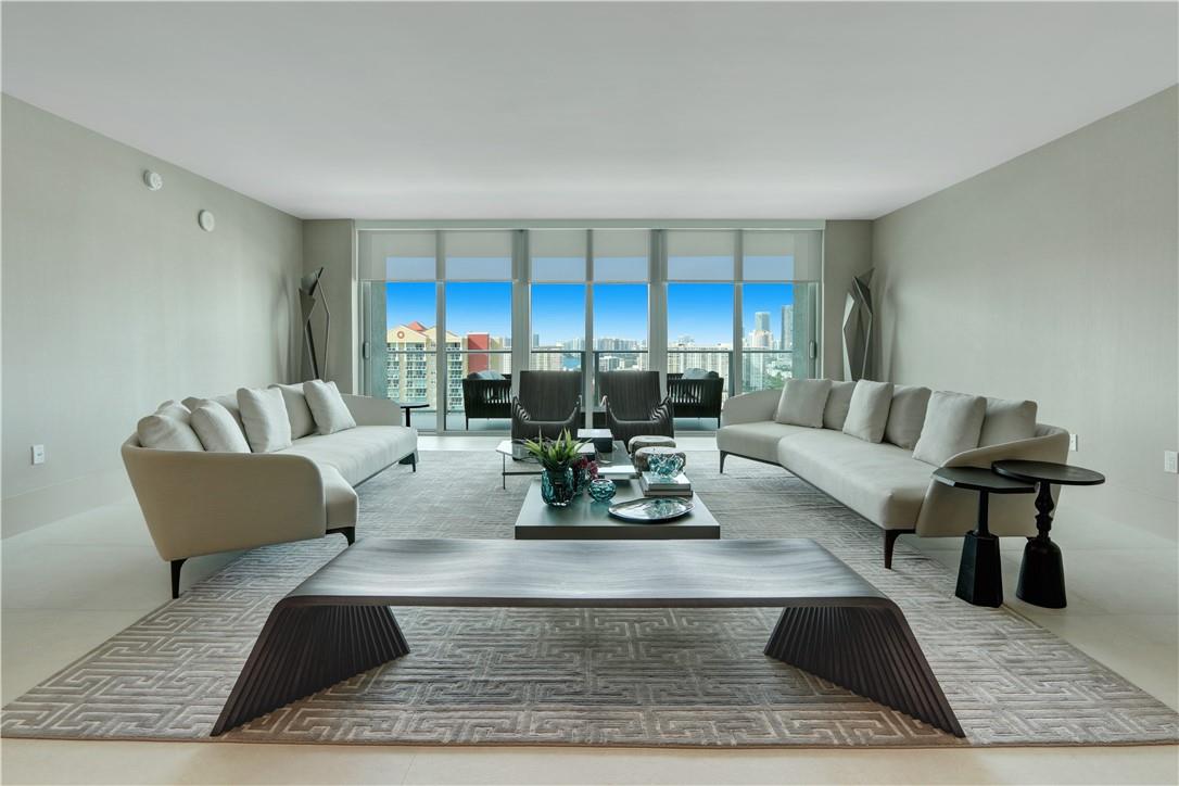 PARQUE TOWERS - Residential