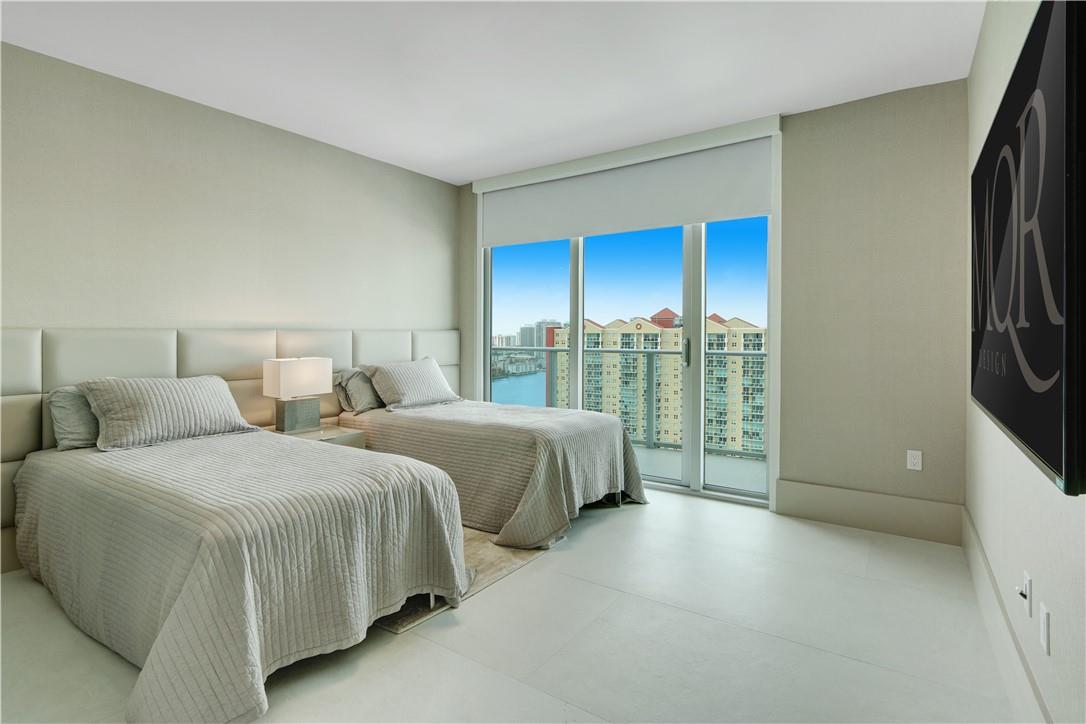 PARQUE TOWERS - Residential