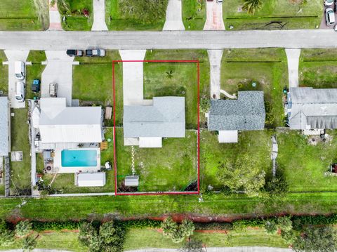 A home in Port St Lucie