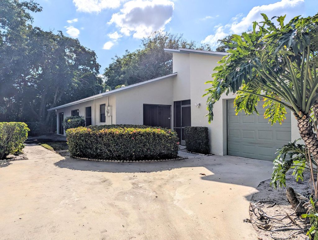 Photo of 2454 NW 9th Street, Delray Beach, FL 33445 (MLS # R11051328)