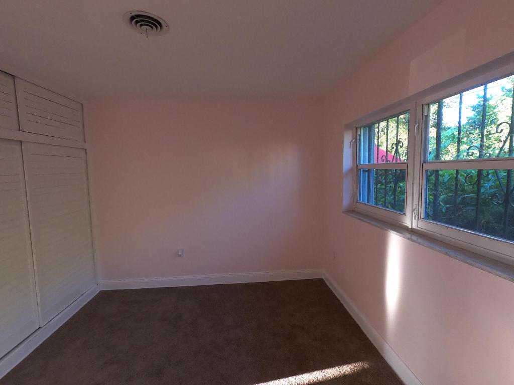 WYNNEWOOD ACRES 2 - Residential