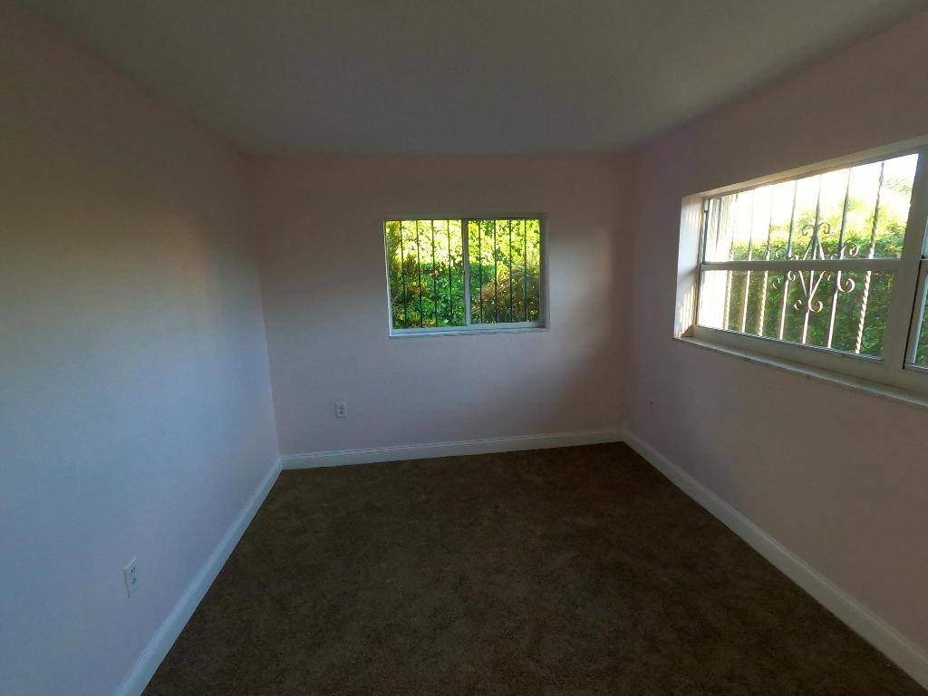 WYNNEWOOD ACRES 2 - Residential