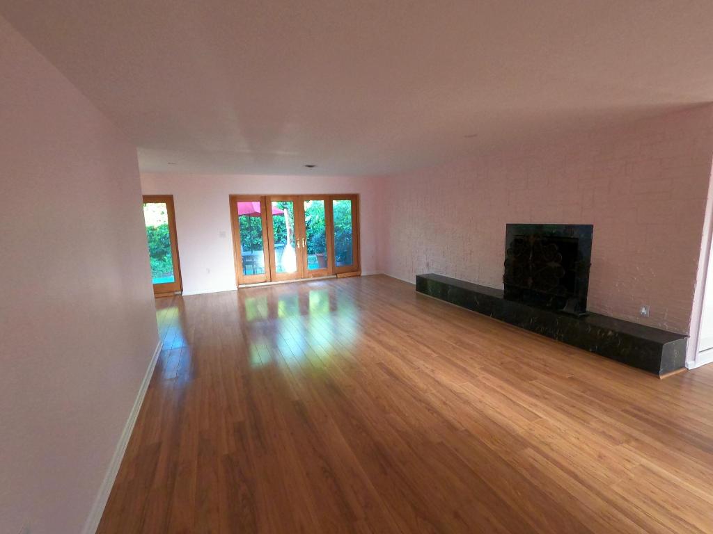 WYNNEWOOD ACRES 2 - Residential