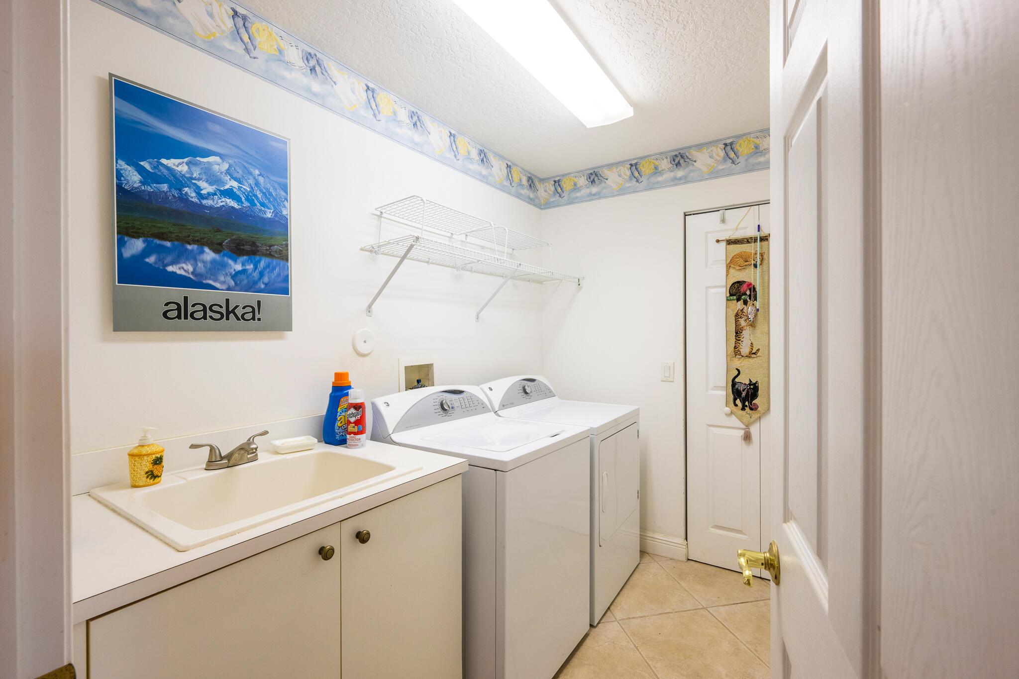 BEAU RIVAGE - Residential