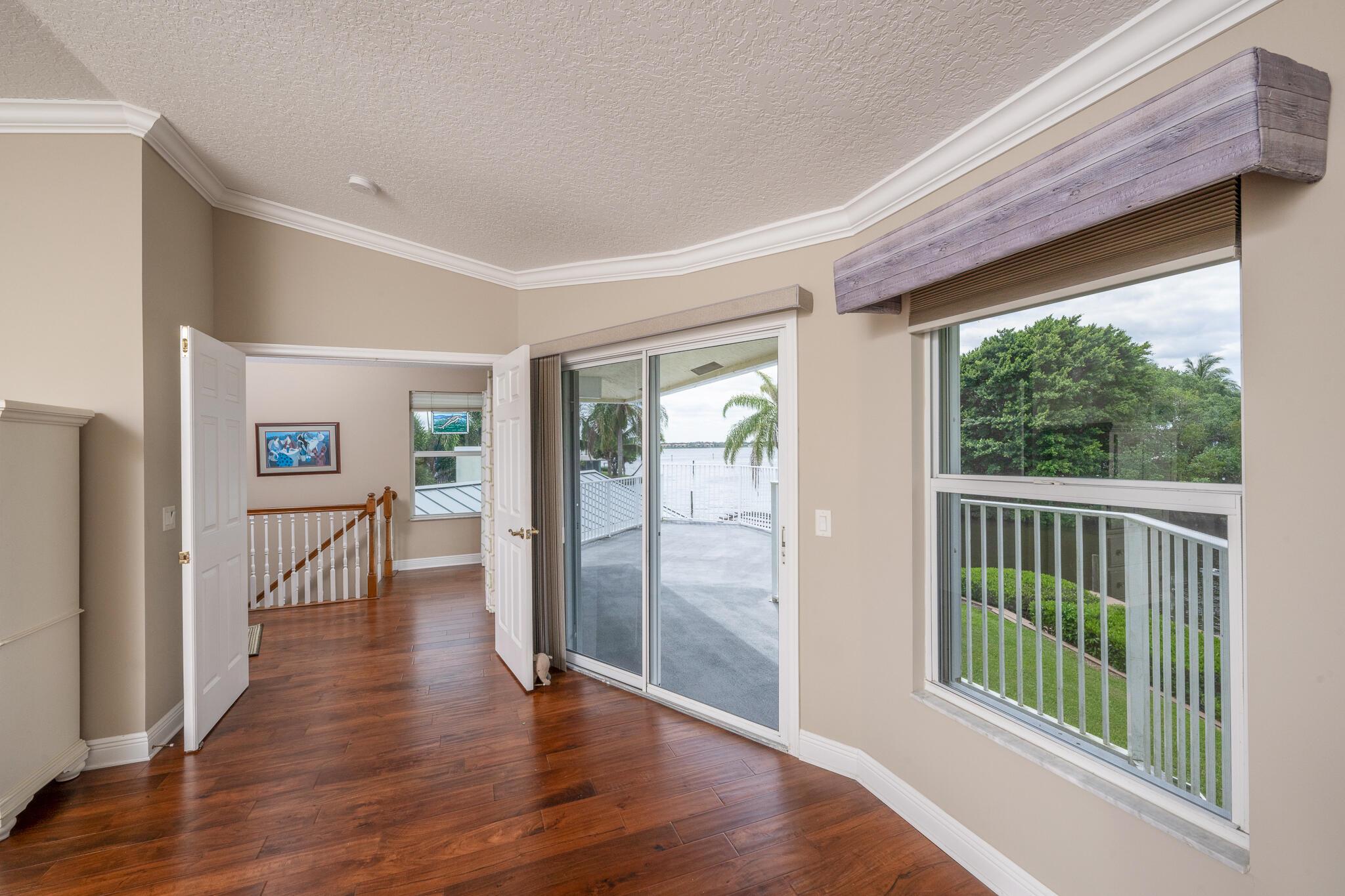 BEAU RIVAGE - Residential