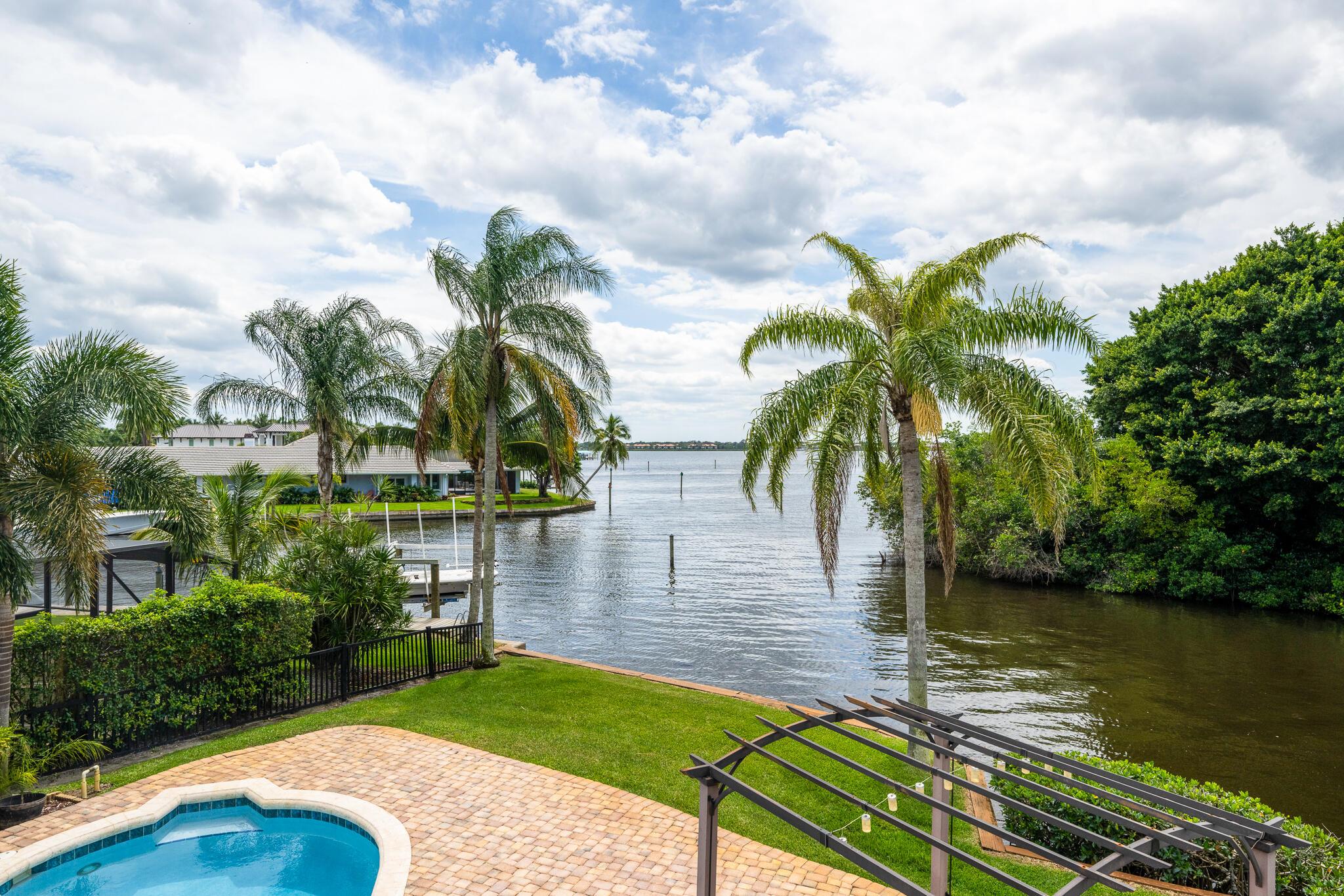 BEAU RIVAGE - Residential