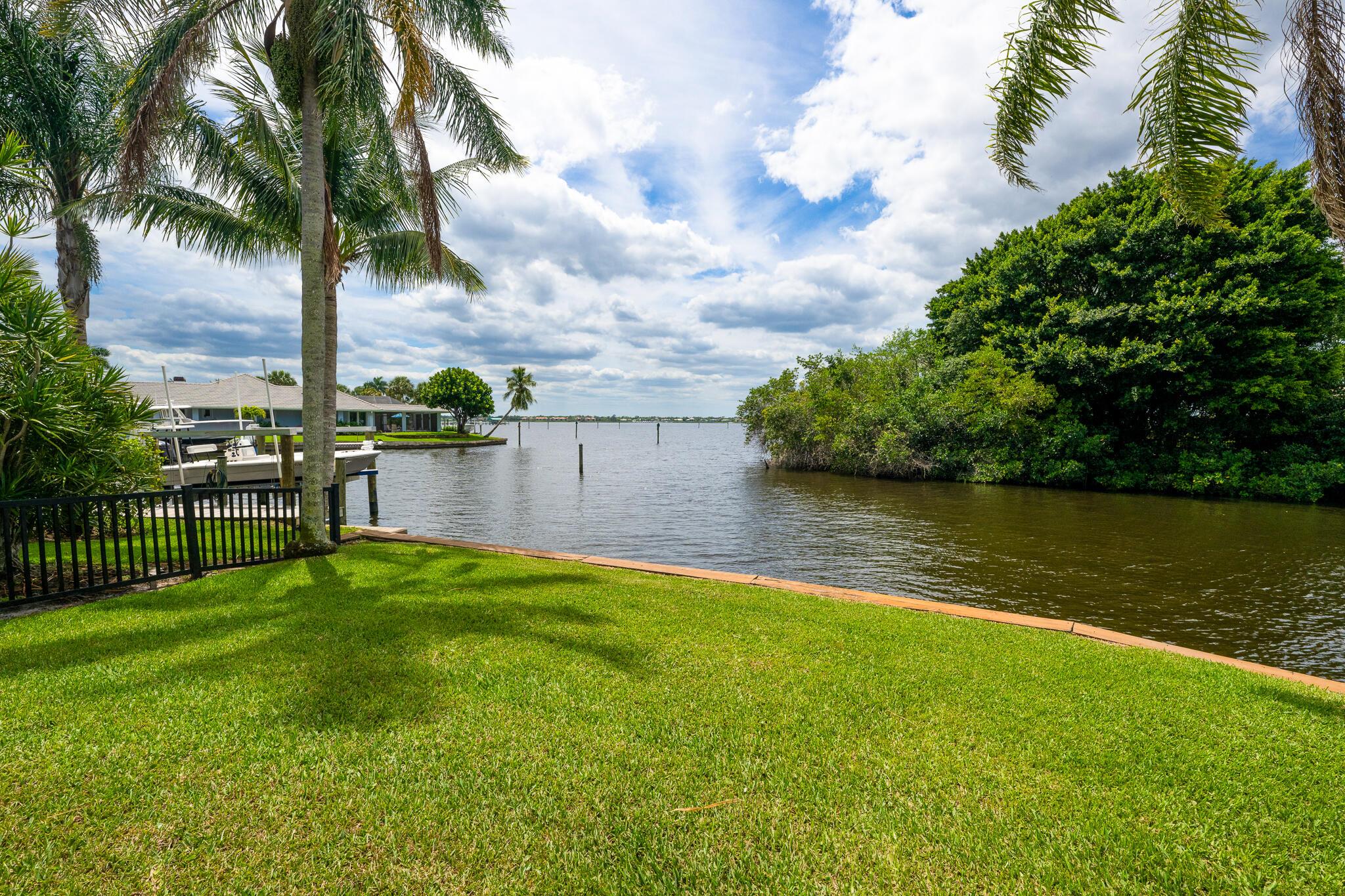 BEAU RIVAGE - Residential