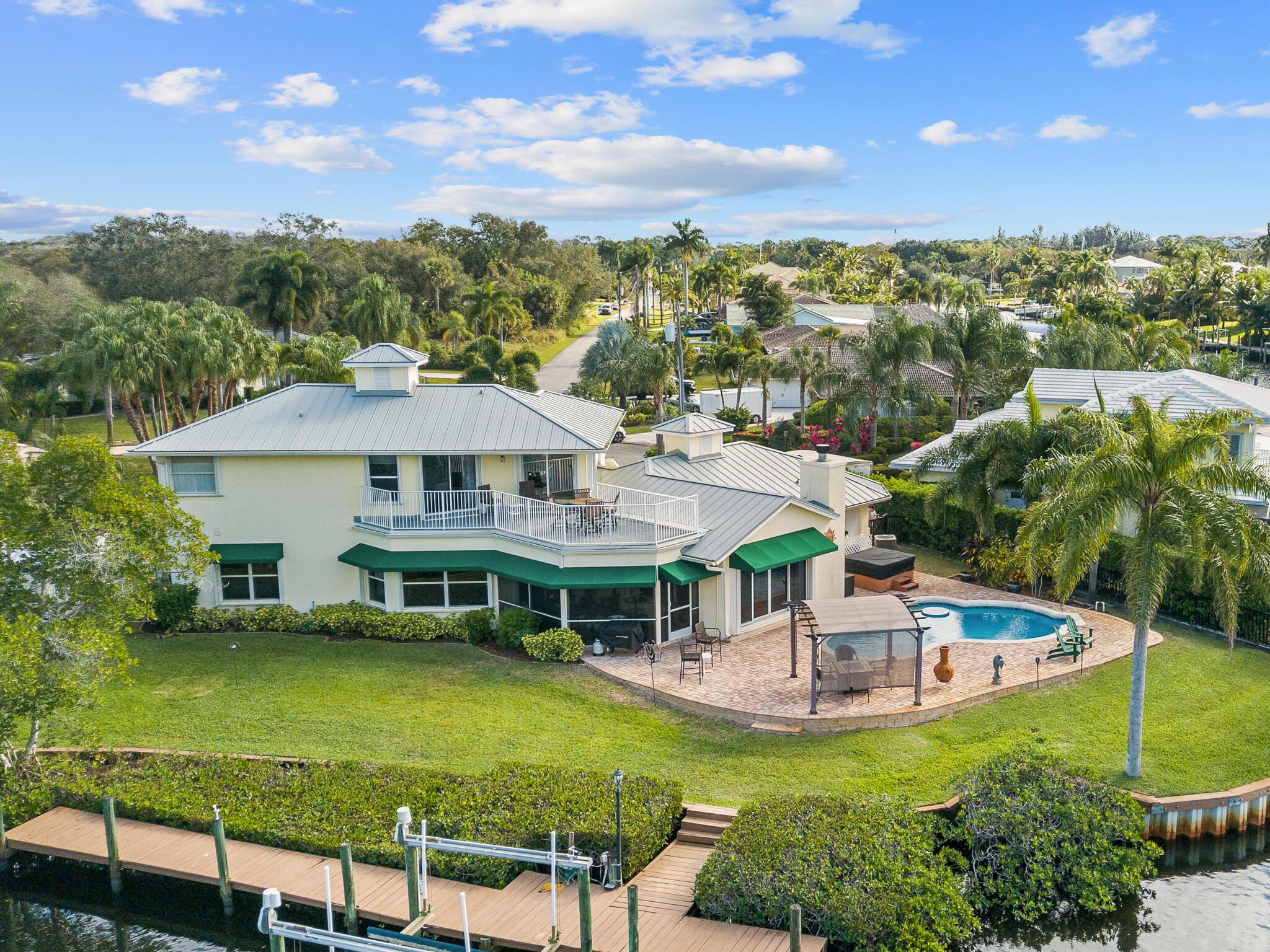 BEAU RIVAGE - Residential