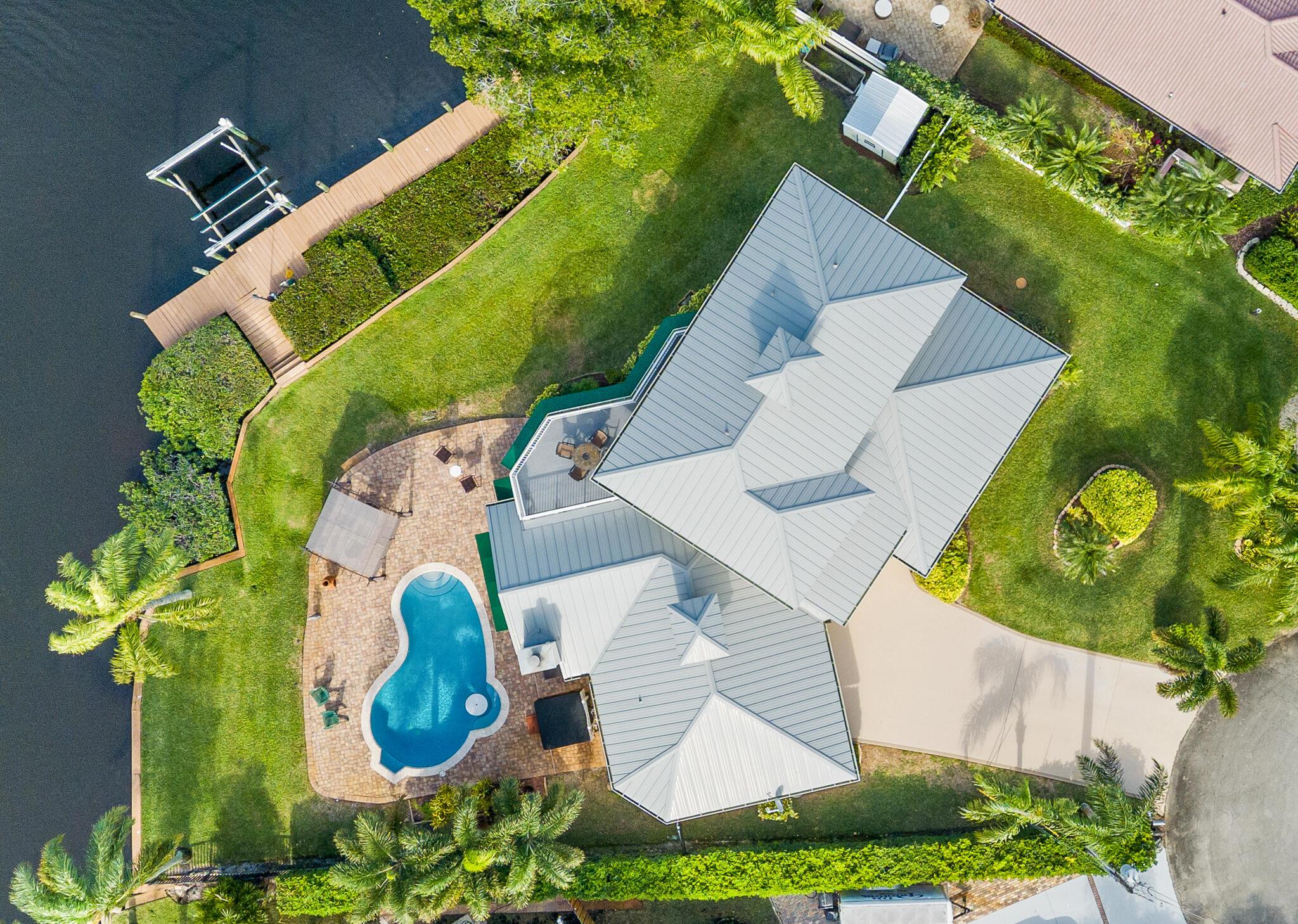 BEAU RIVAGE - Residential