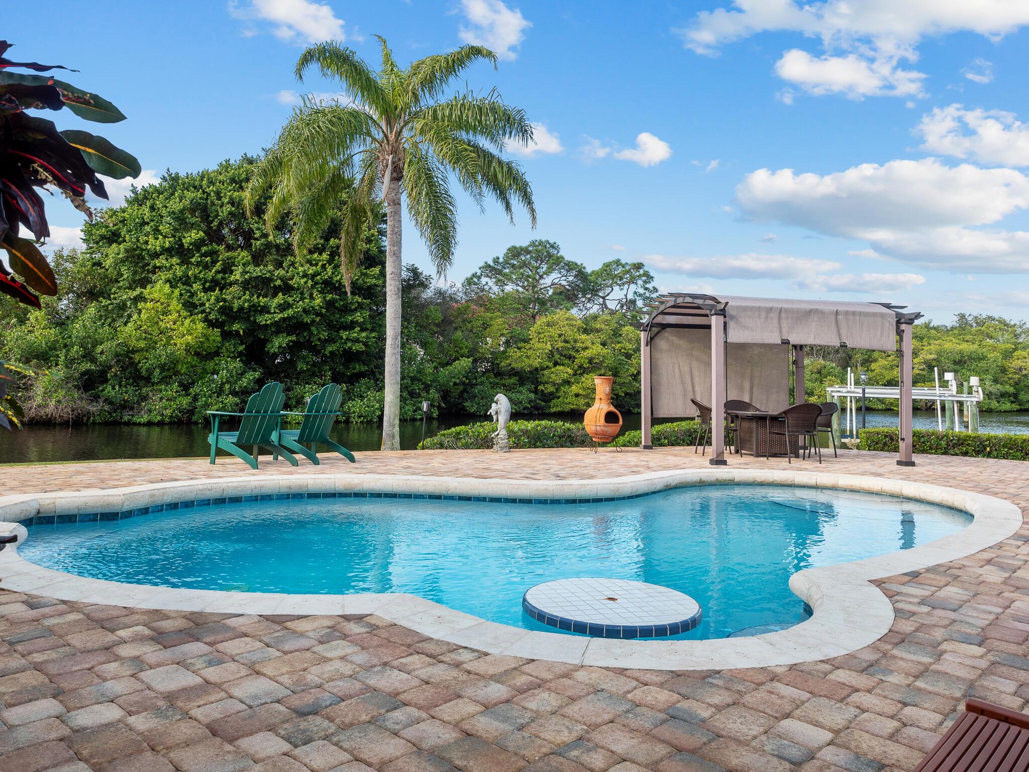 BEAU RIVAGE - Residential