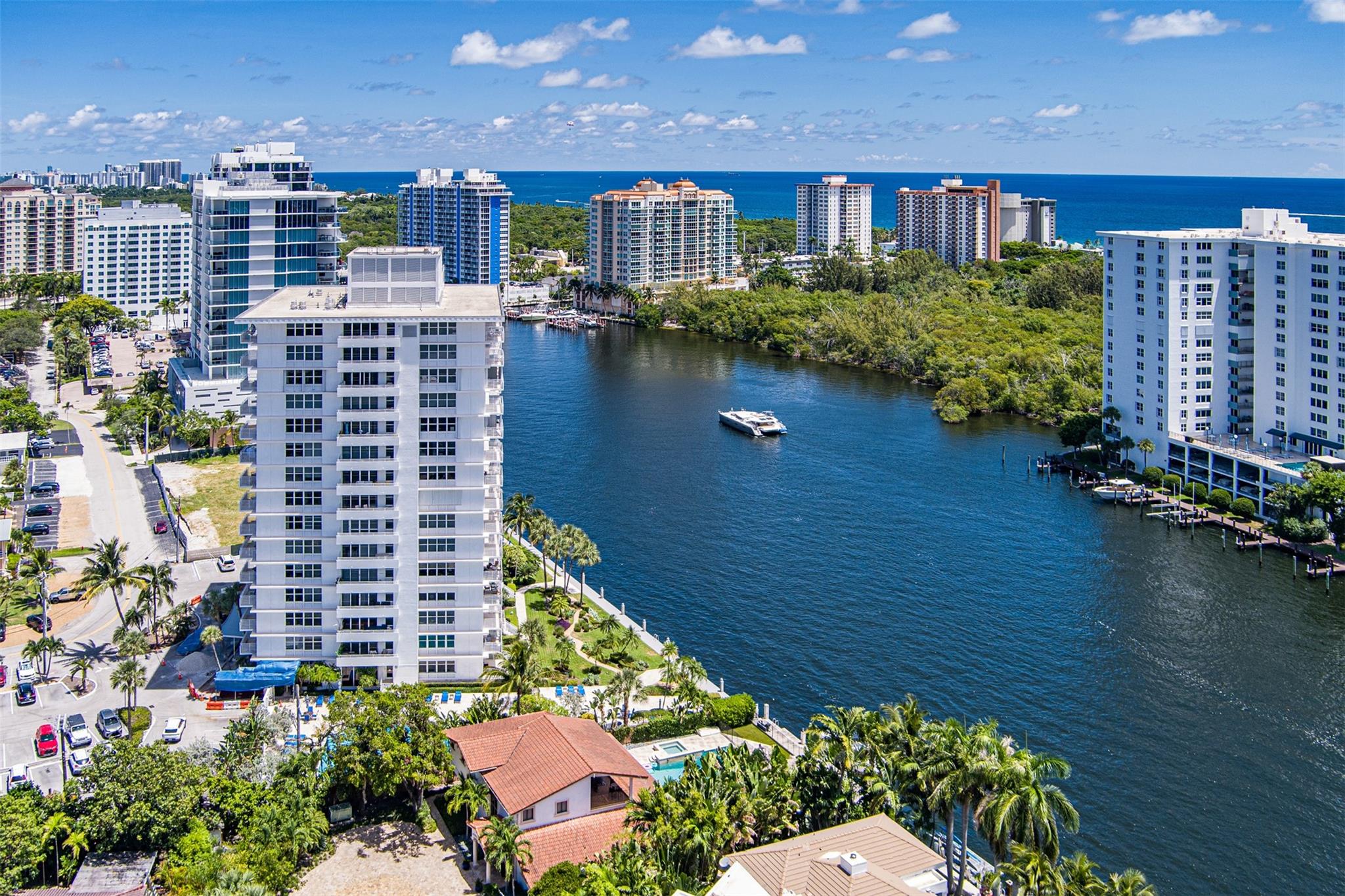 888 Intracoastal Dr 14G