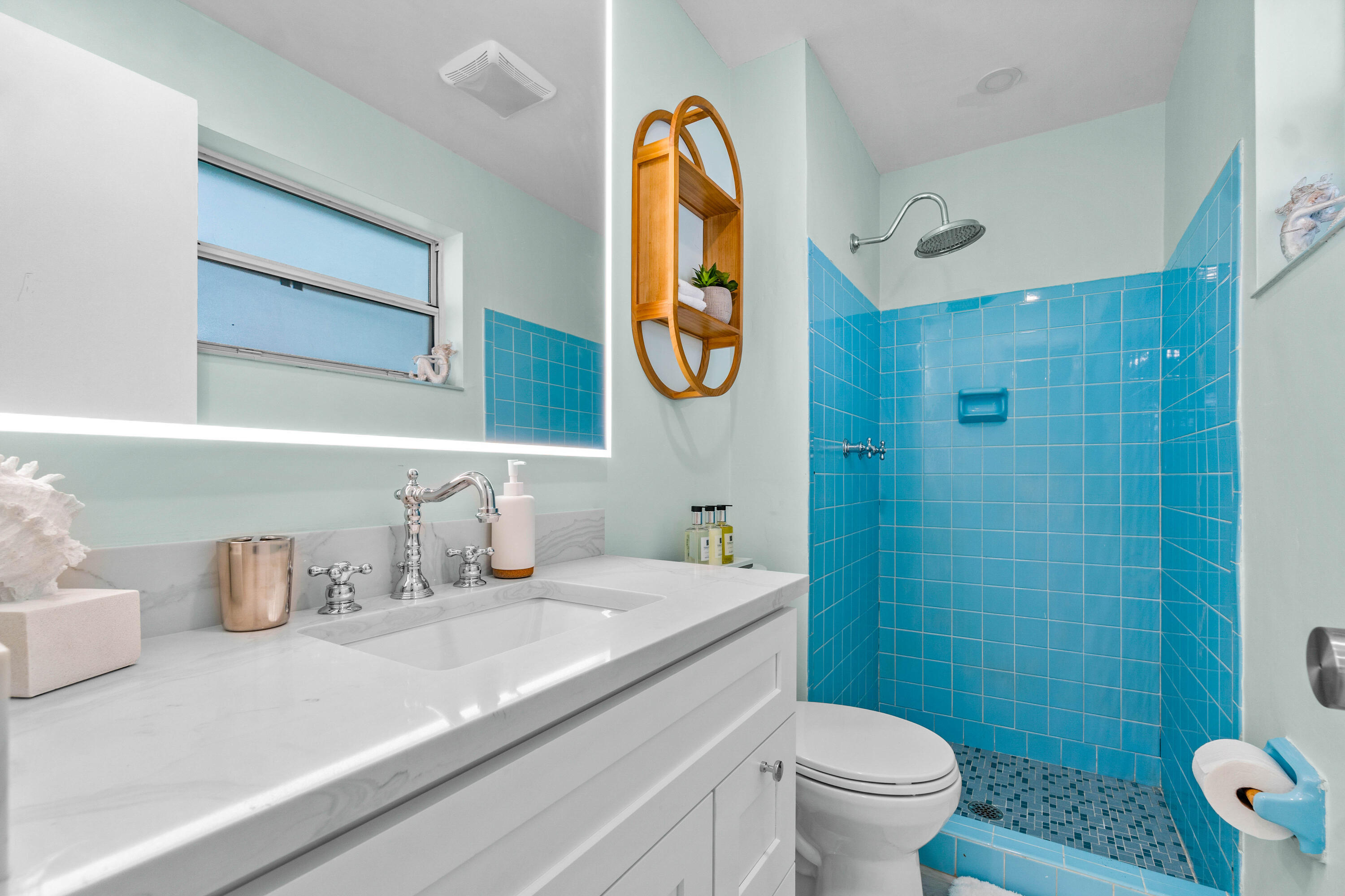 PALM BEACH SQUARE UNIT 6 - Residential