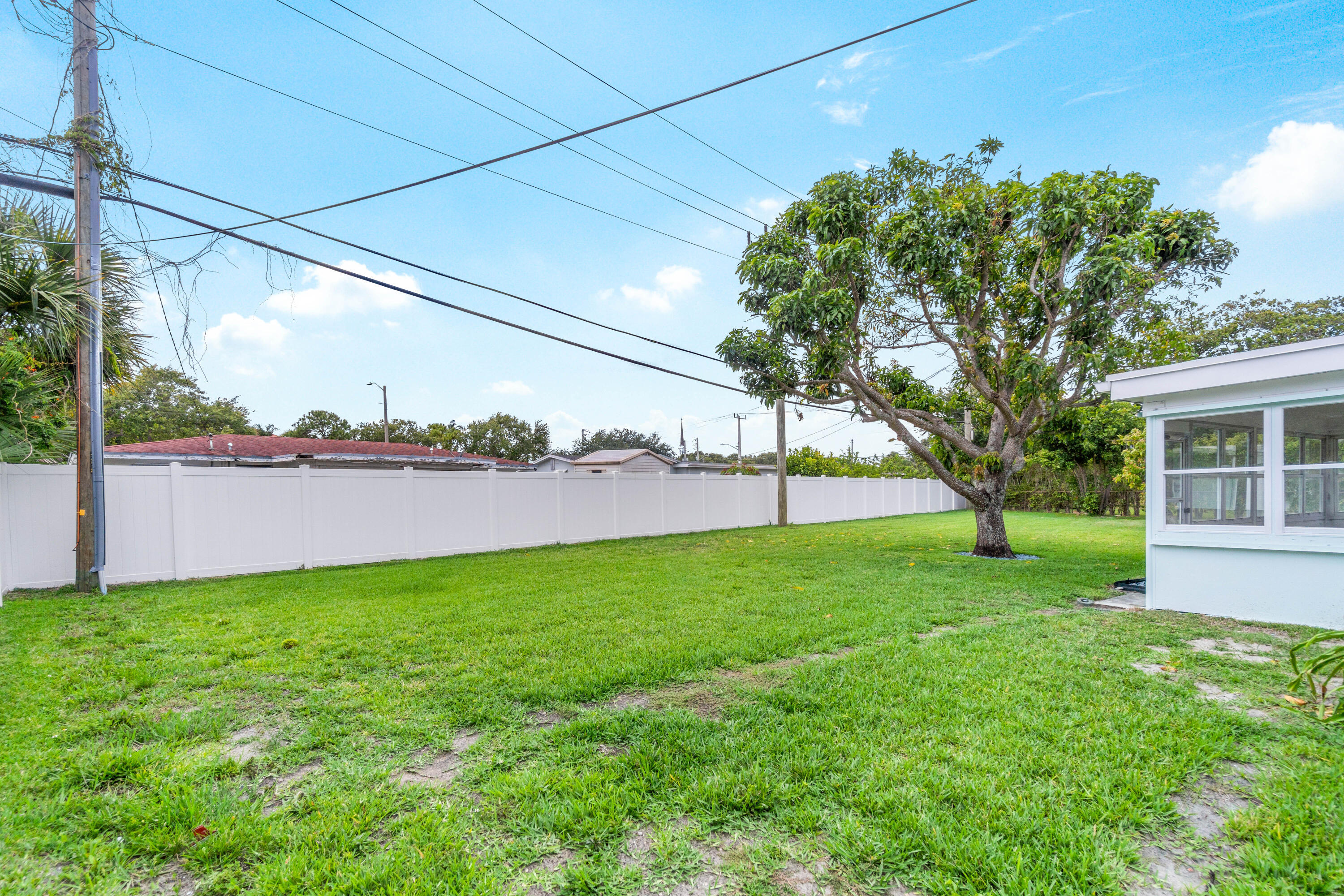 PALM BEACH SQUARE UNIT 6 - Residential