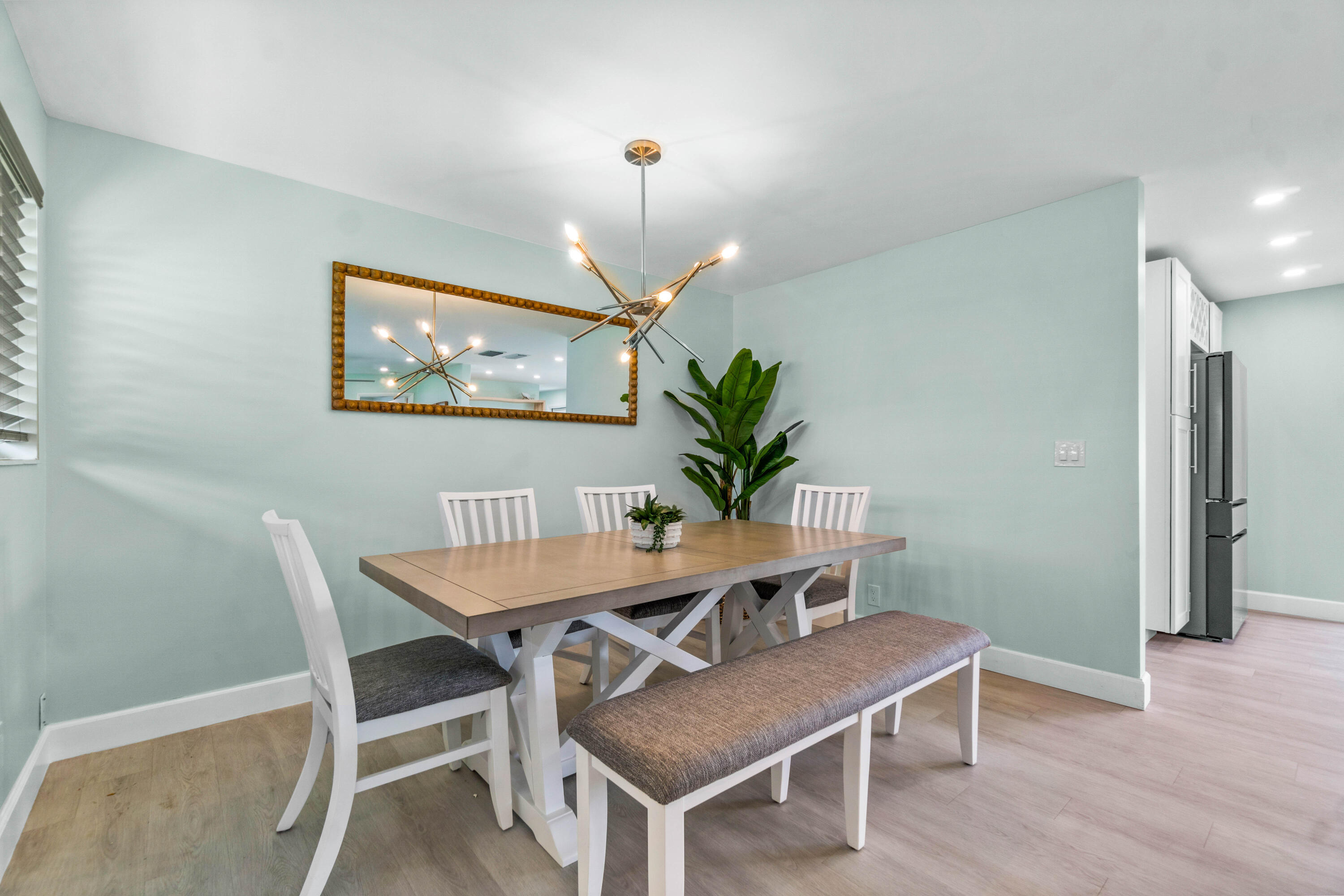 PALM BEACH SQUARE UNIT 6 - Residential
