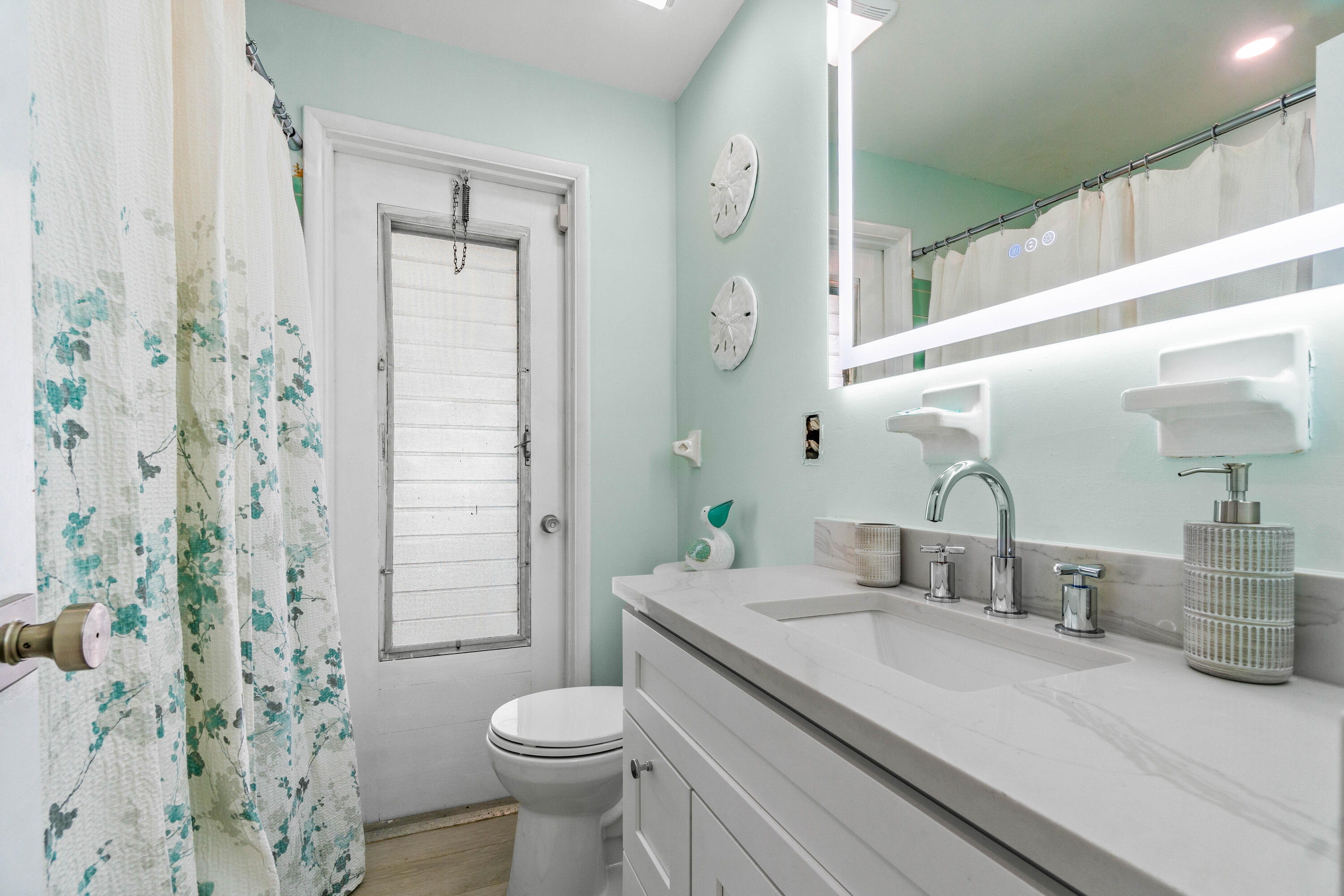 PALM BEACH SQUARE UNIT 6 - Residential