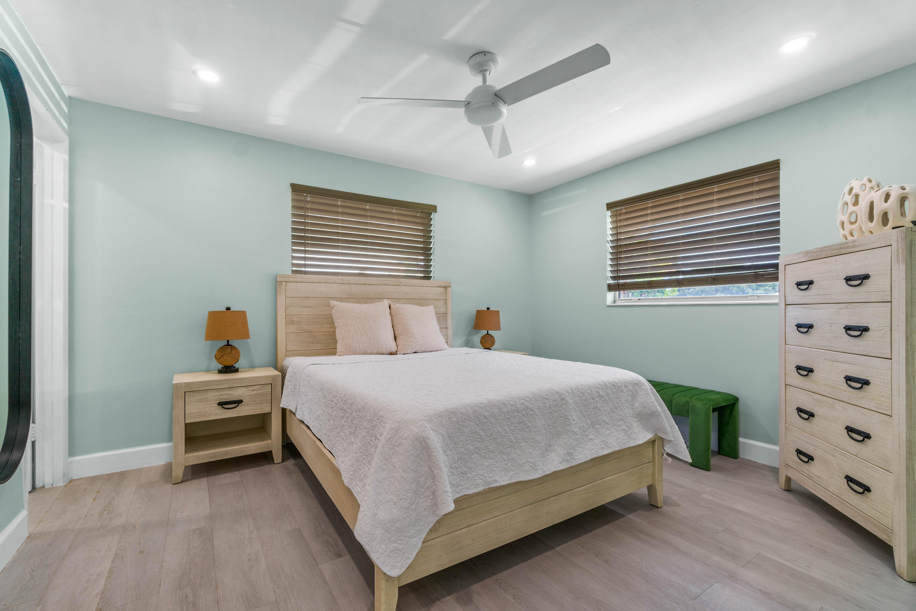 PALM BEACH SQUARE UNIT 6 - Residential
