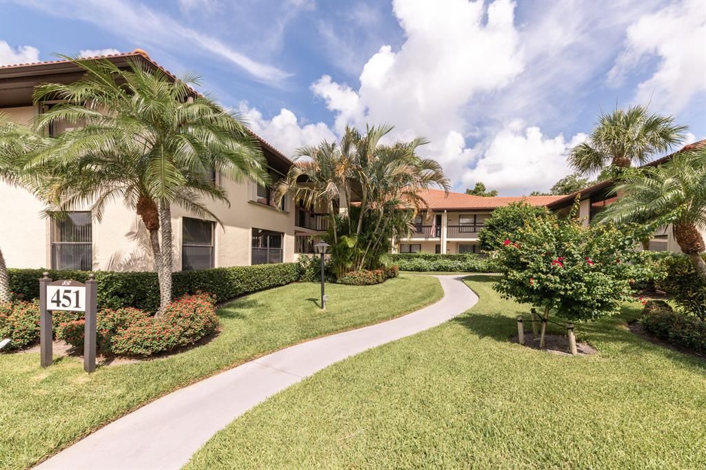 Photo of 451 SW South River Drive #104, Stuart, FL 34997 (MLS # R10732971)