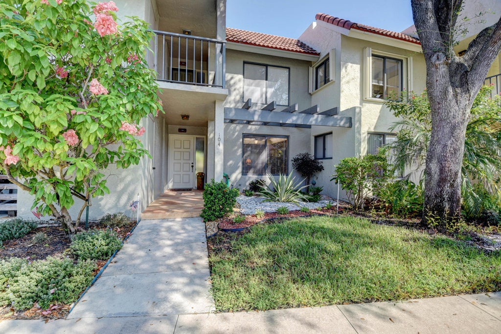Photo of 5673 Fairway Park Drive #104, Boynton Beach, FL 33437 (MLS # R10998706)