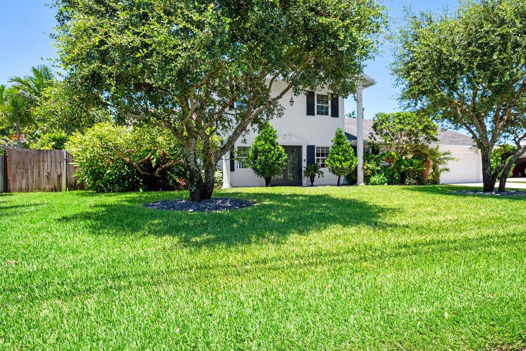 Photo of 4483 Palo Verde Drive, Boynton Beach, FL 33436 (MLS # R11102943)